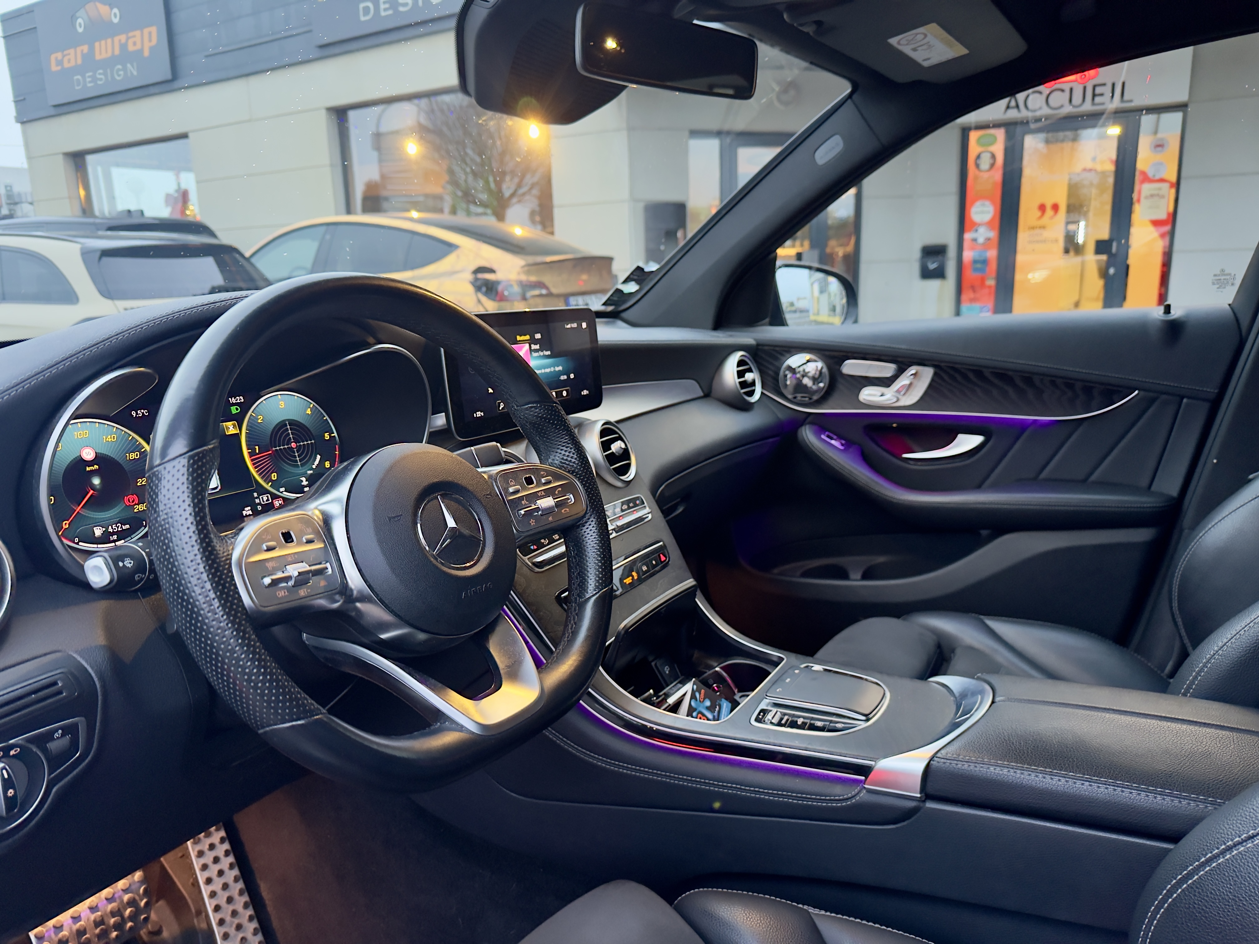 Mercedes GLC — 9