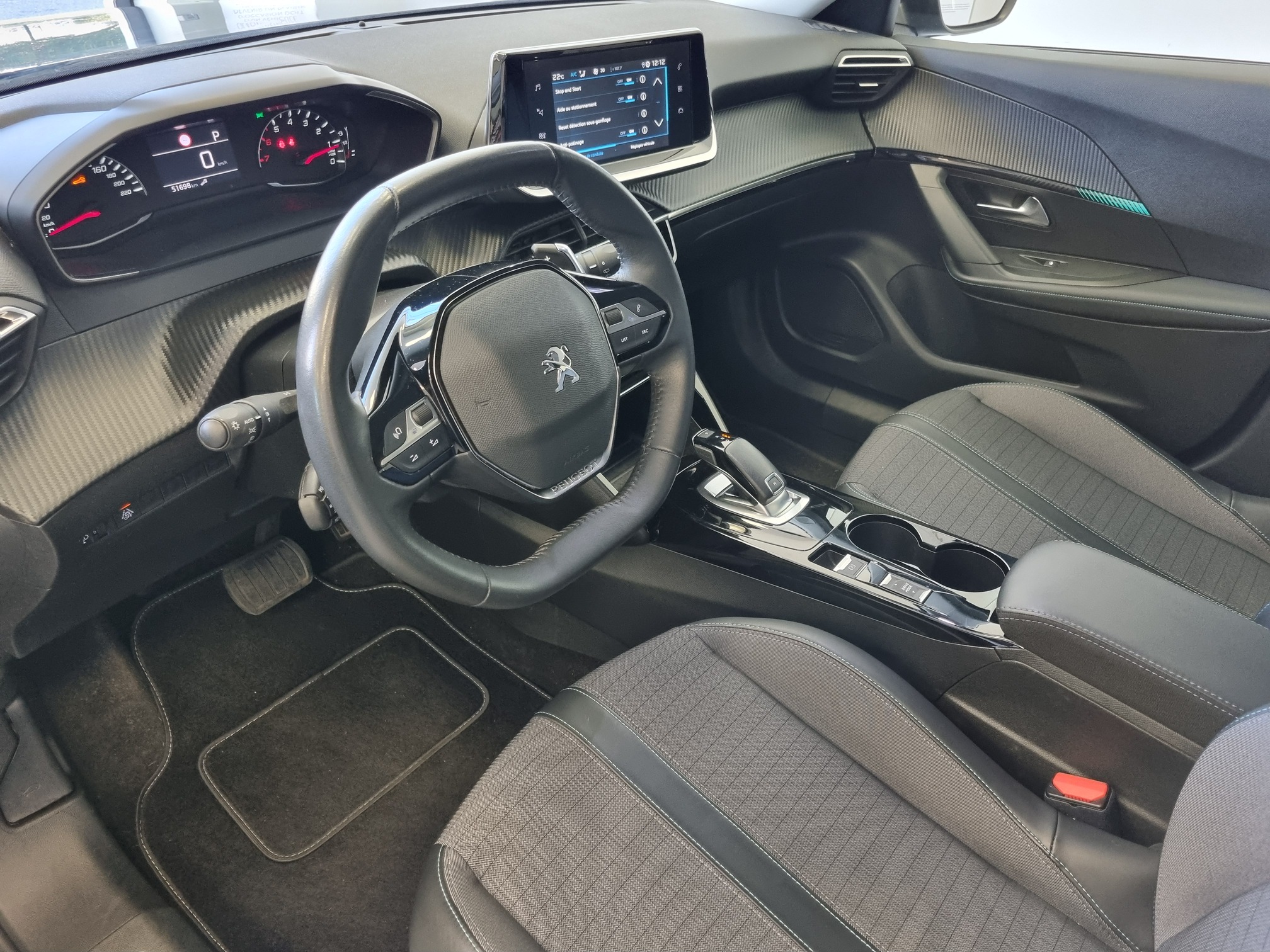 Peugeot 2008 — 10