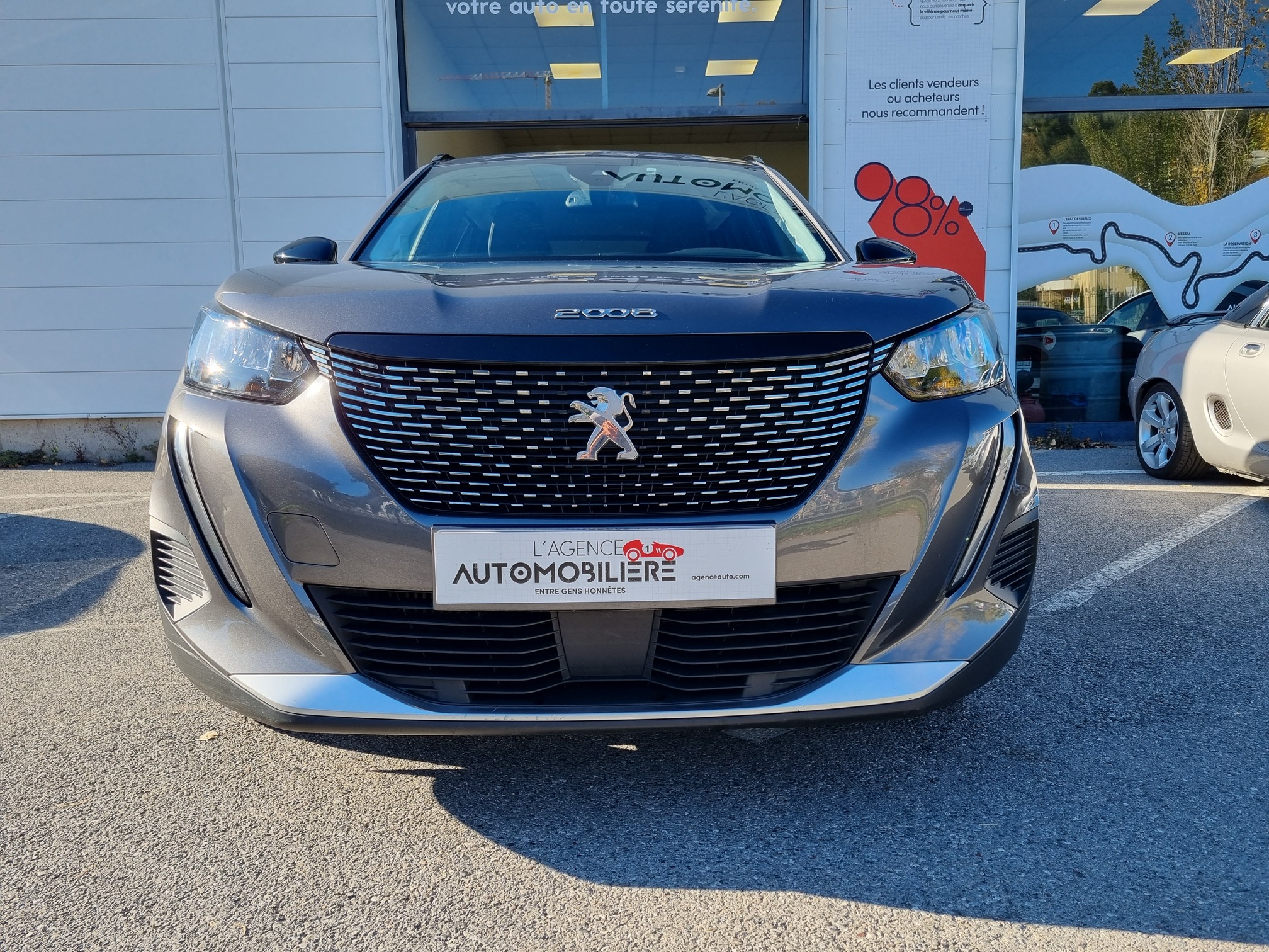 Peugeot 2008 — 33