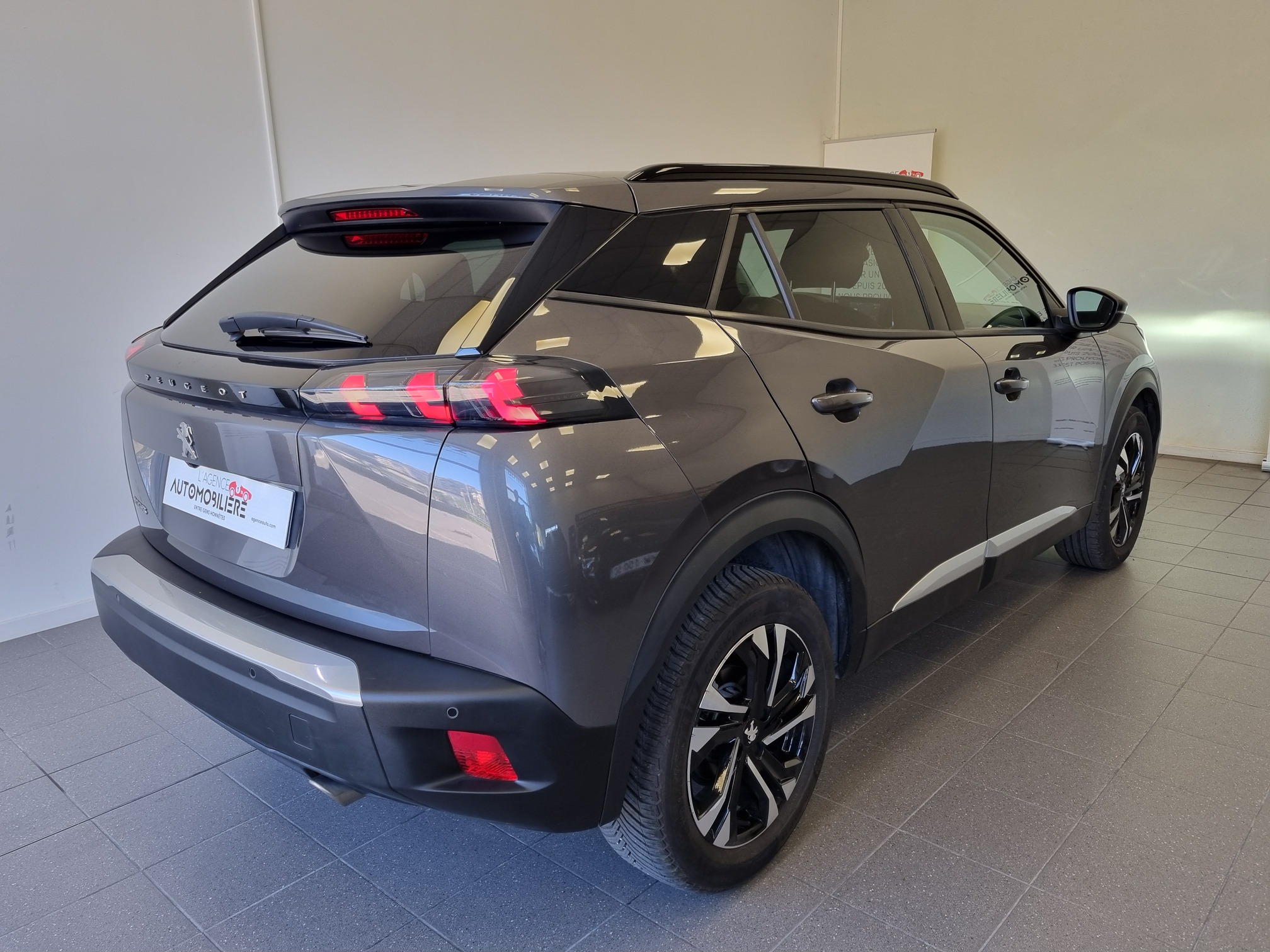 Peugeot 2008 — 6