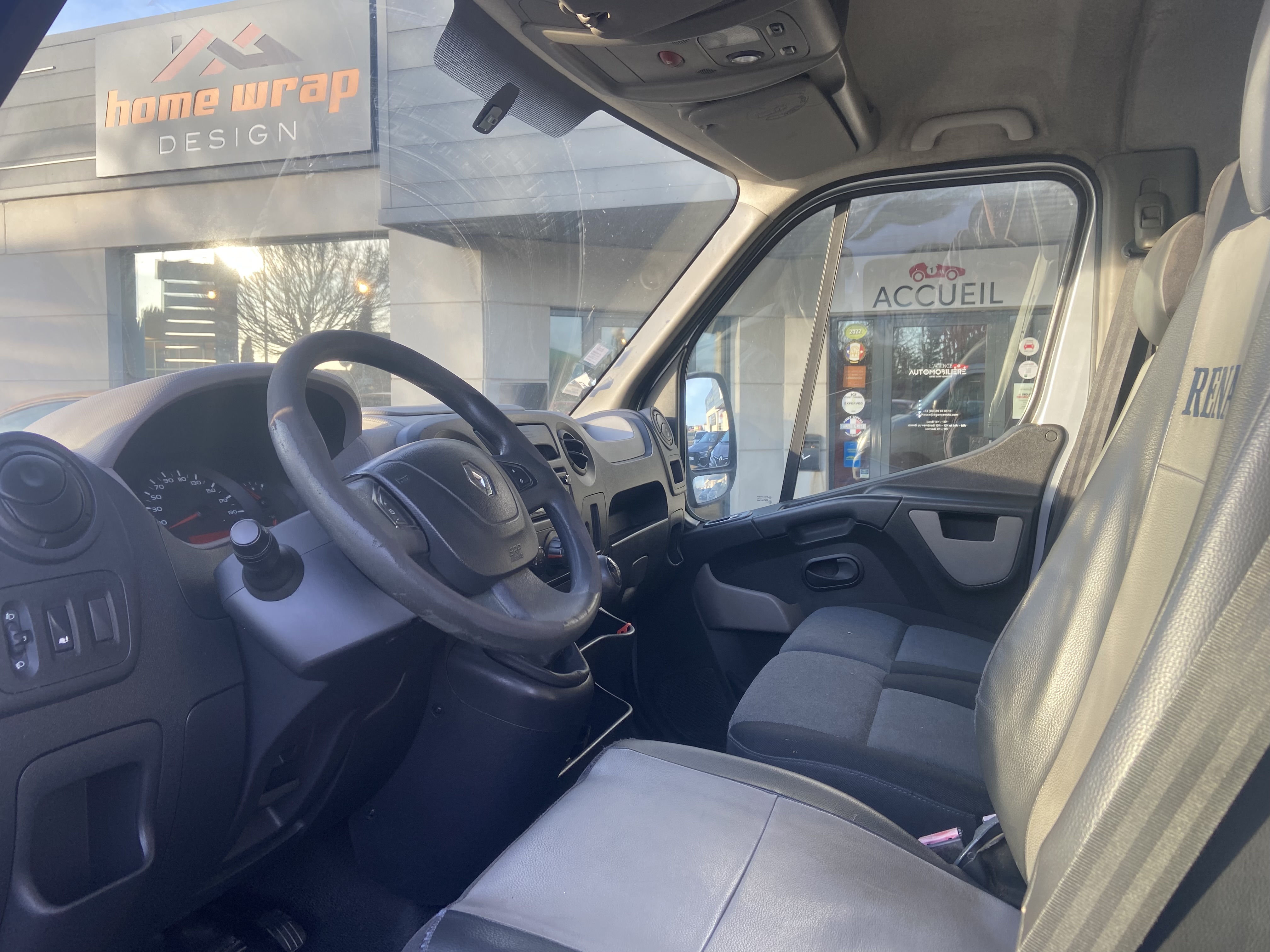 Renault Master — 10
