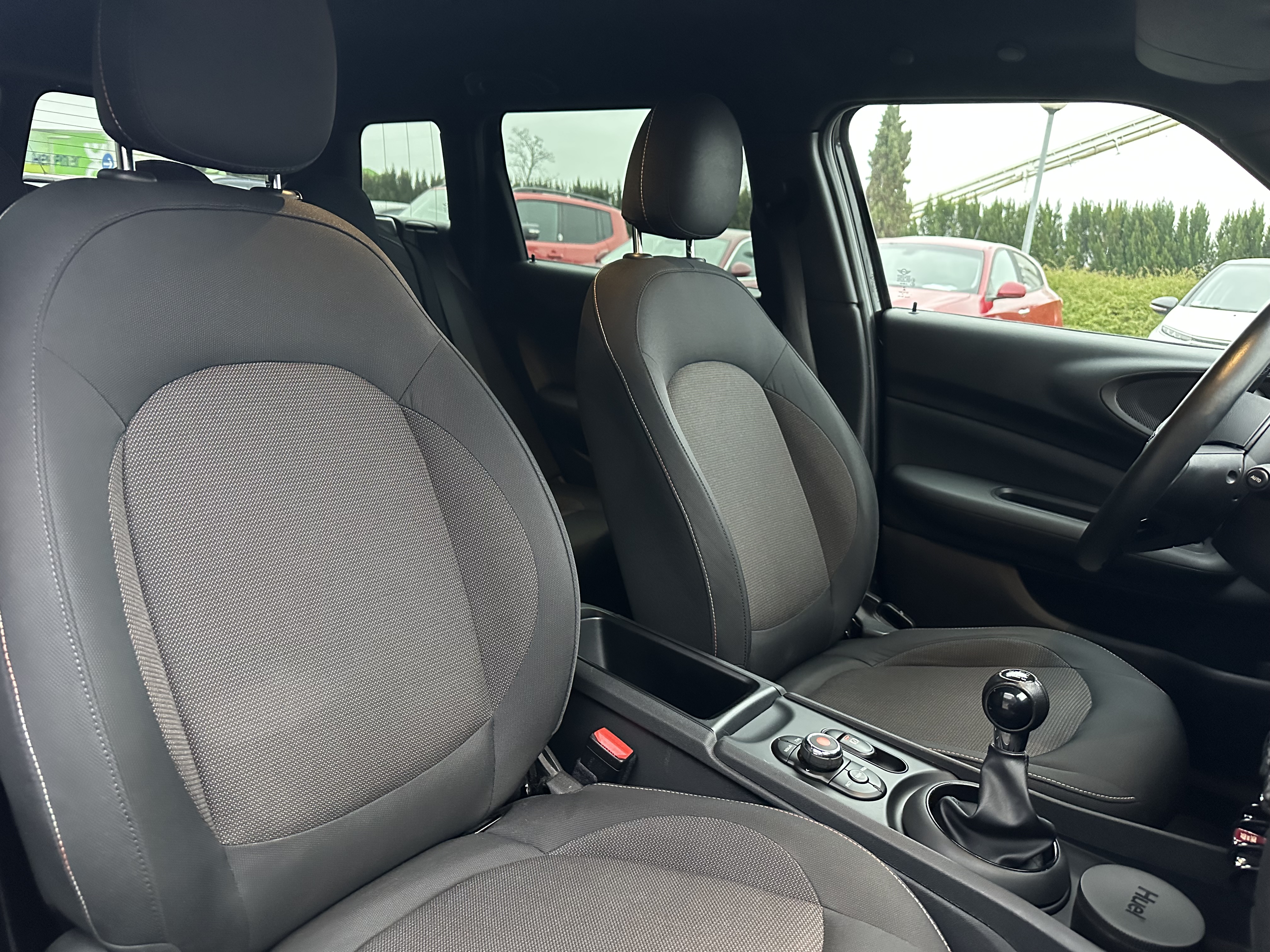 Mini Clubman — 10
