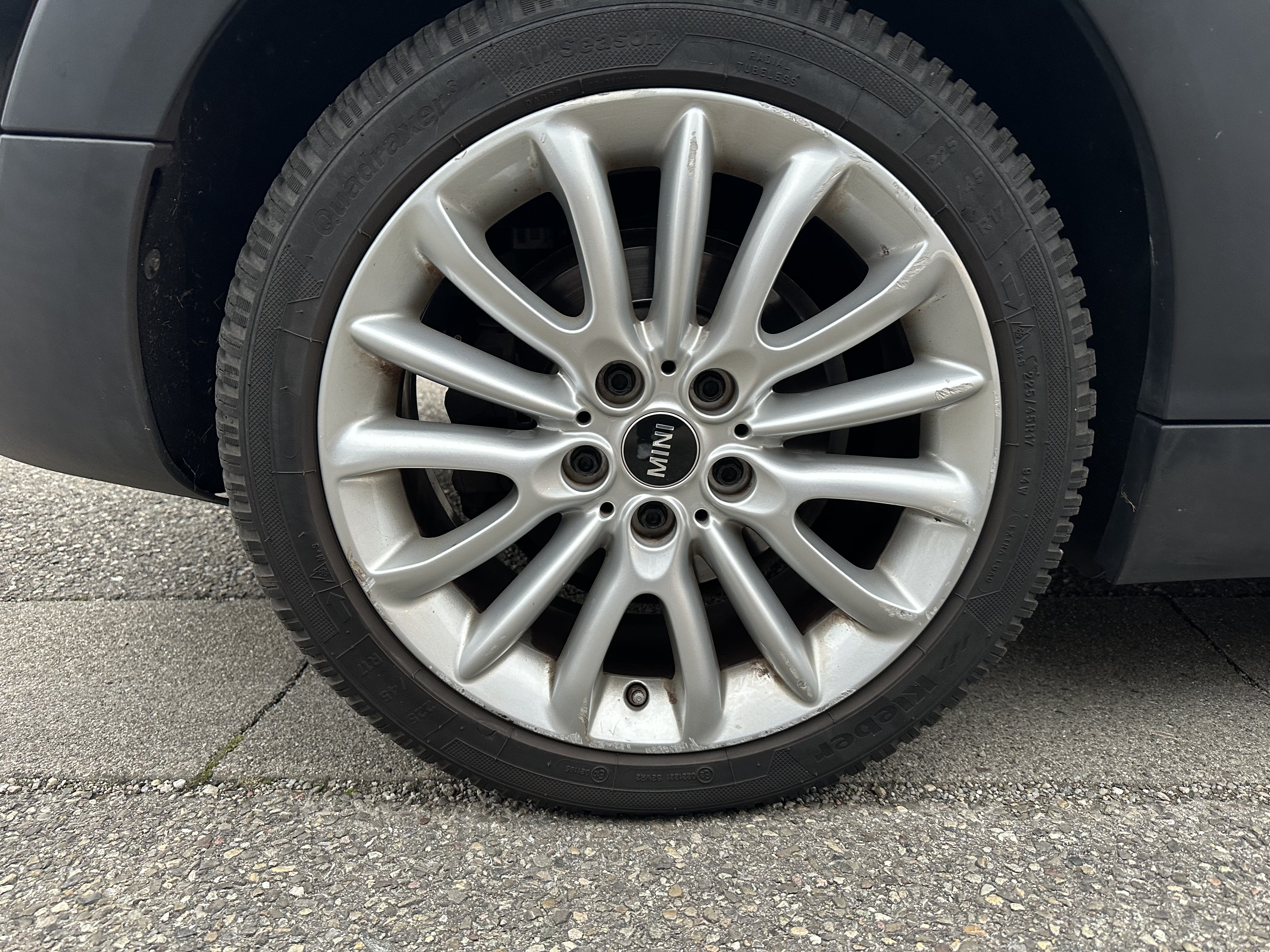 Mini Clubman — 15