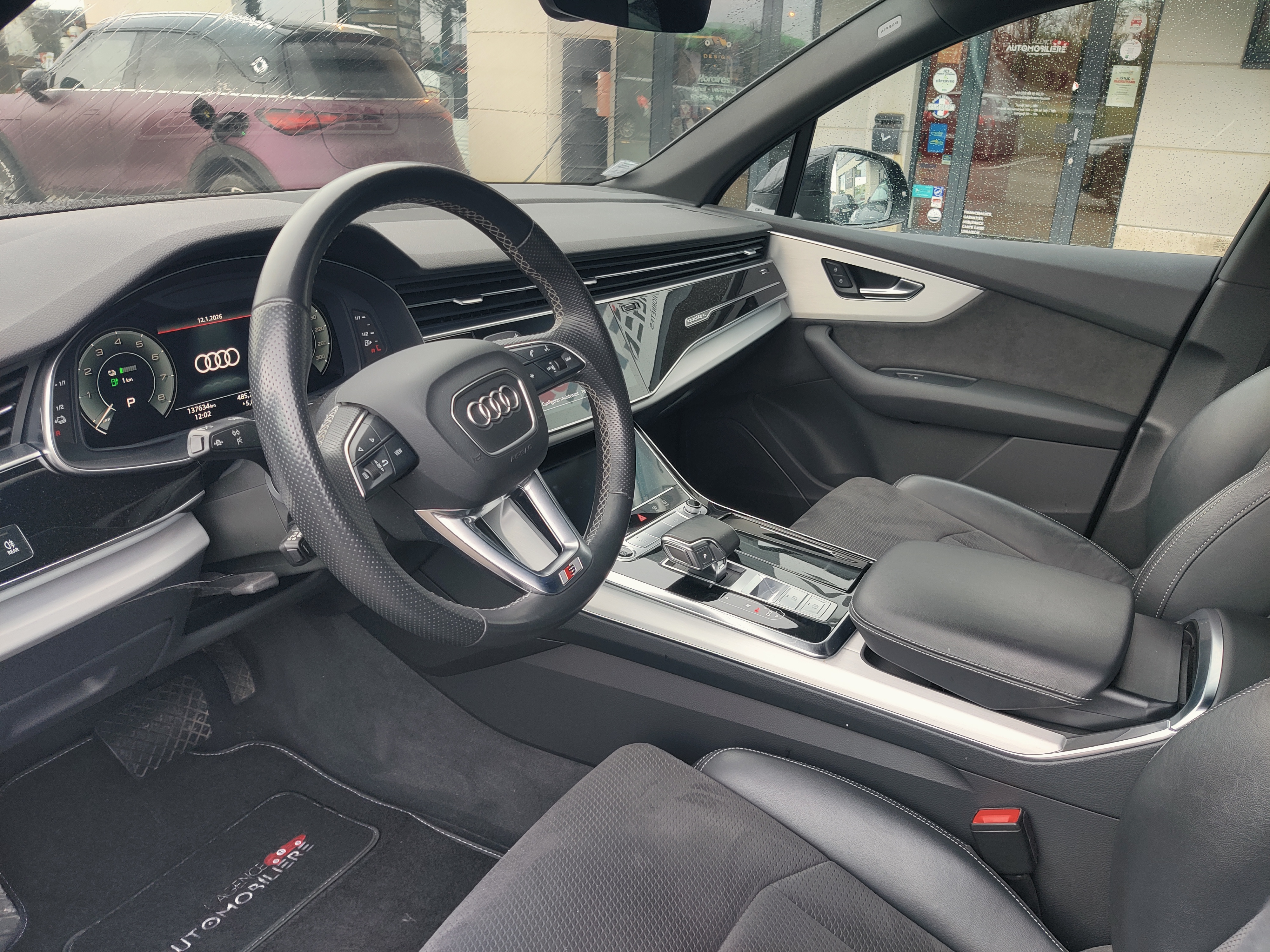 Audi Q7 — 12