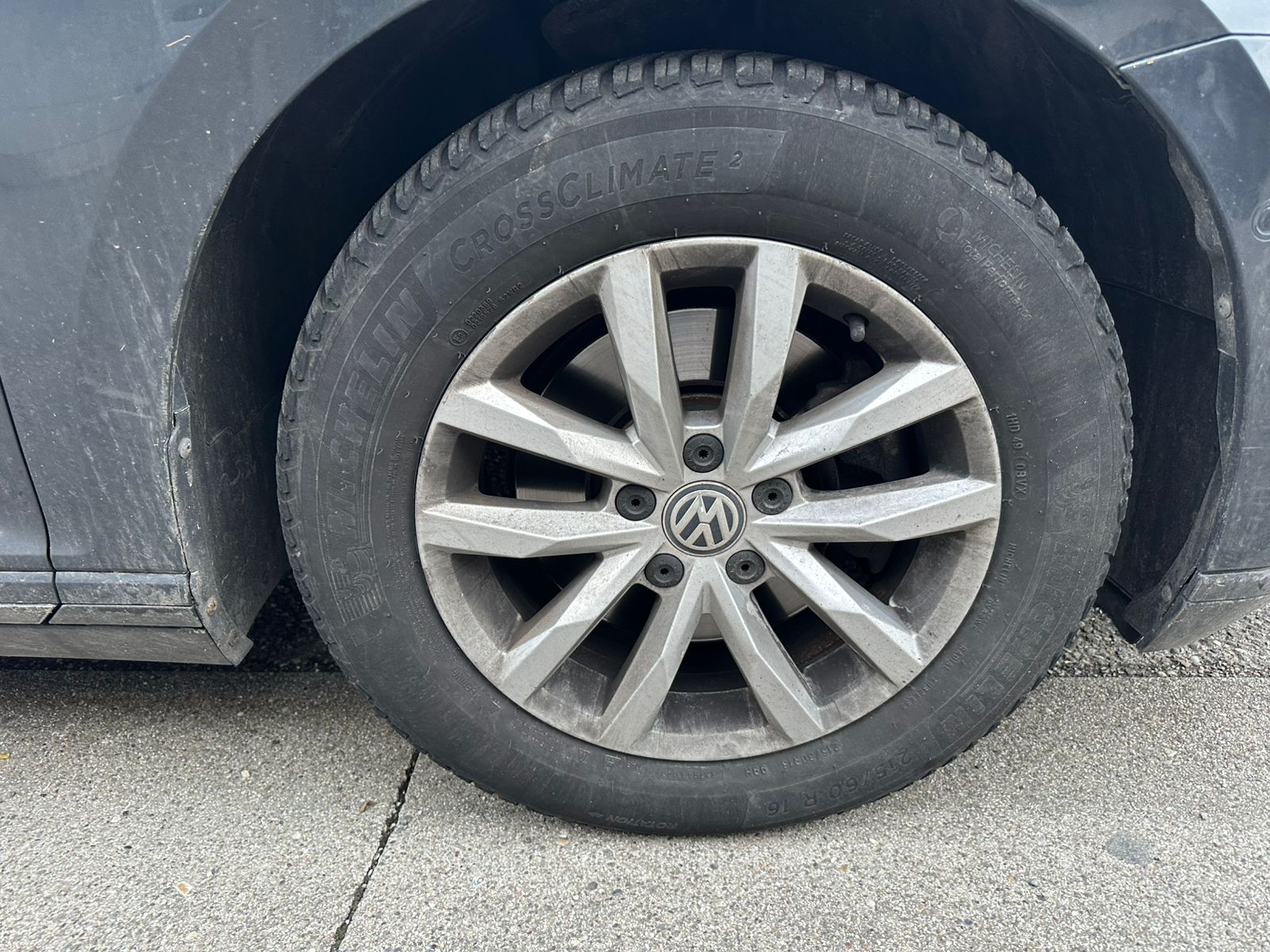Volkswagen Passat — 15