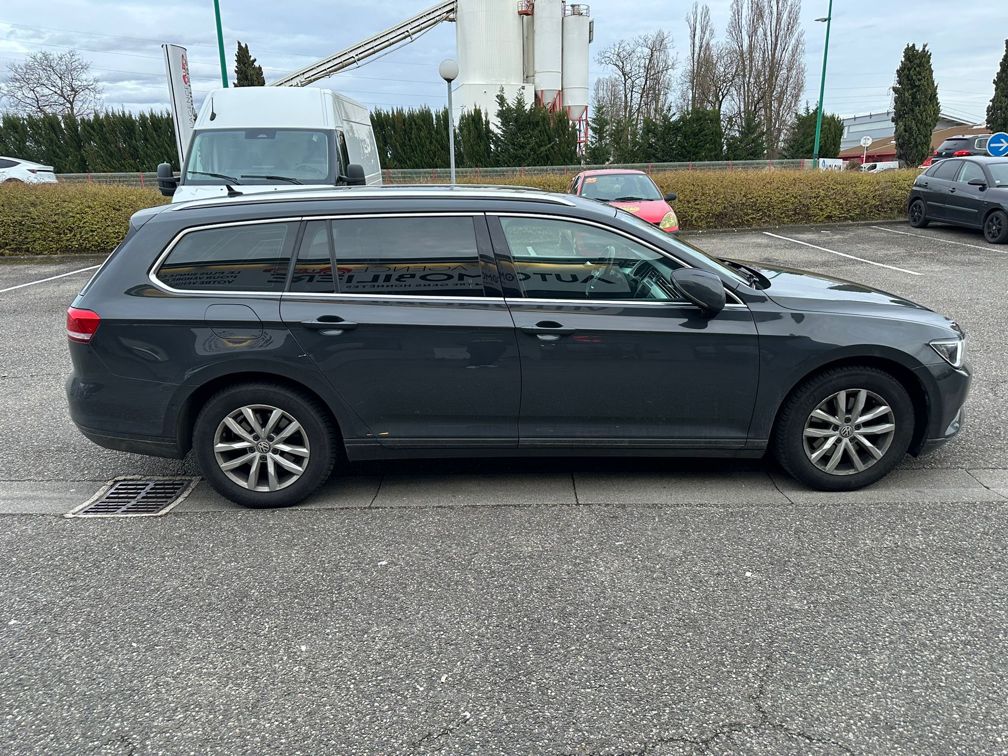 Volkswagen Passat — 6
