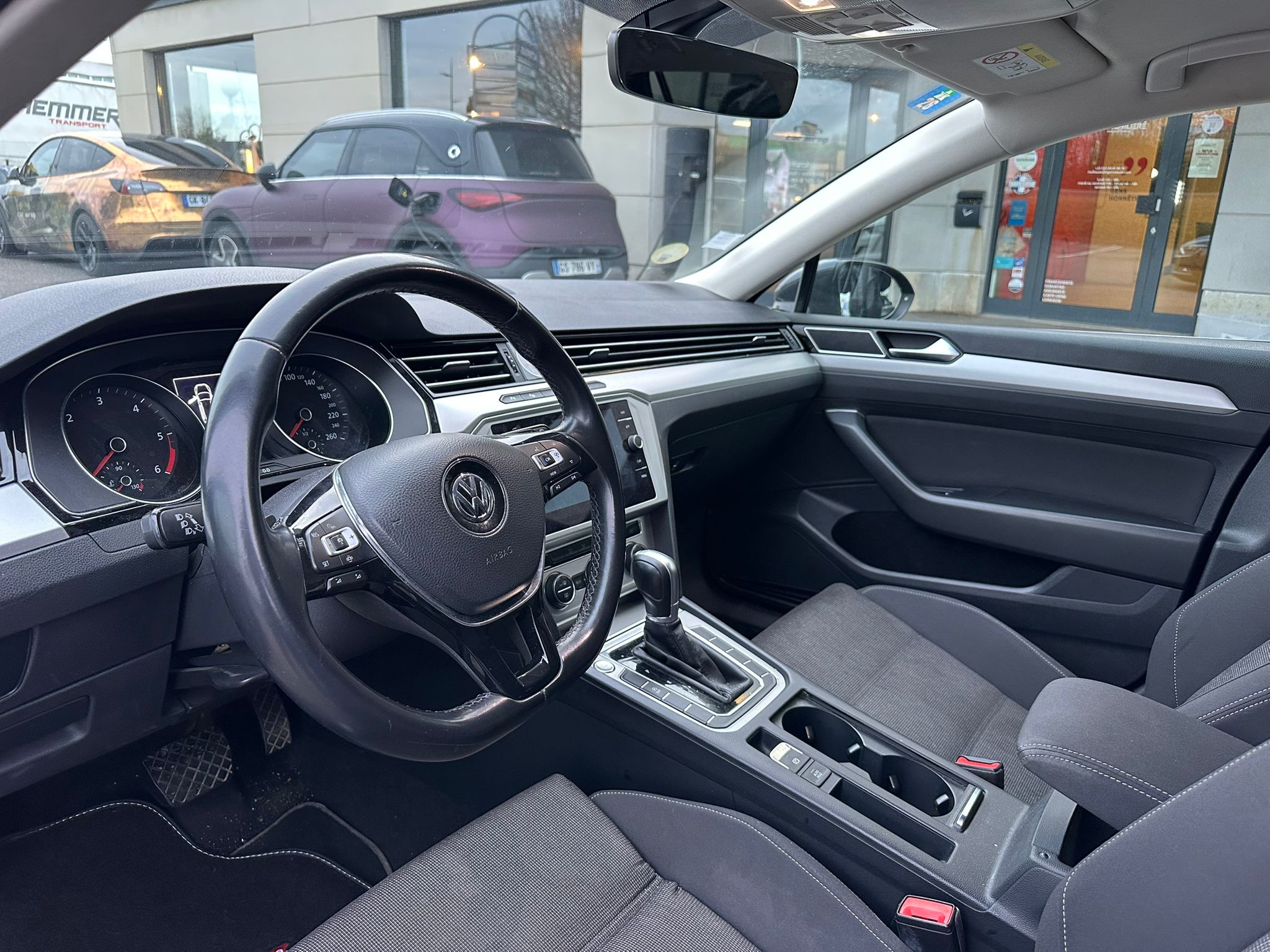 Volkswagen Passat — 9