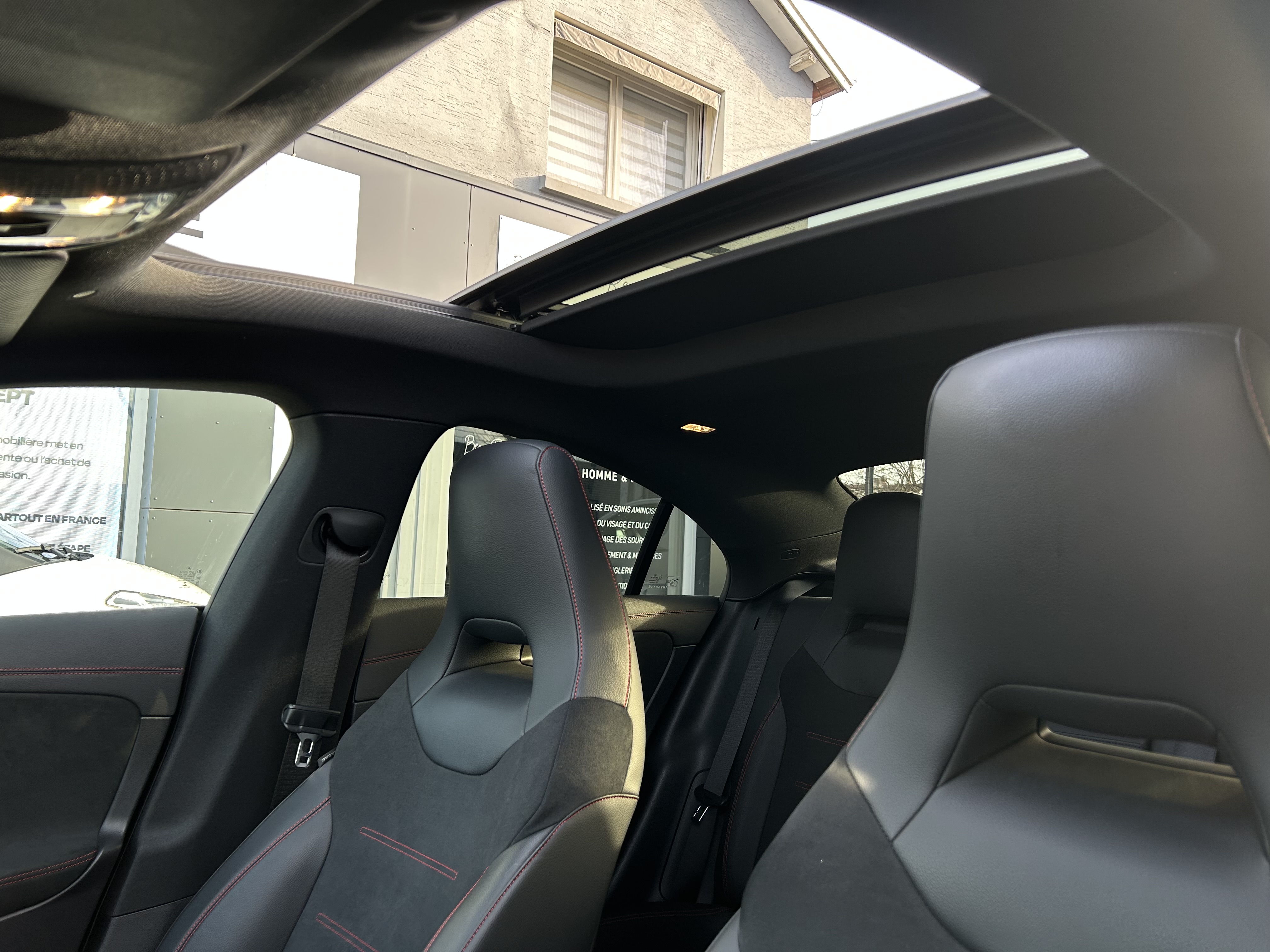 Mercedes CLA — 13