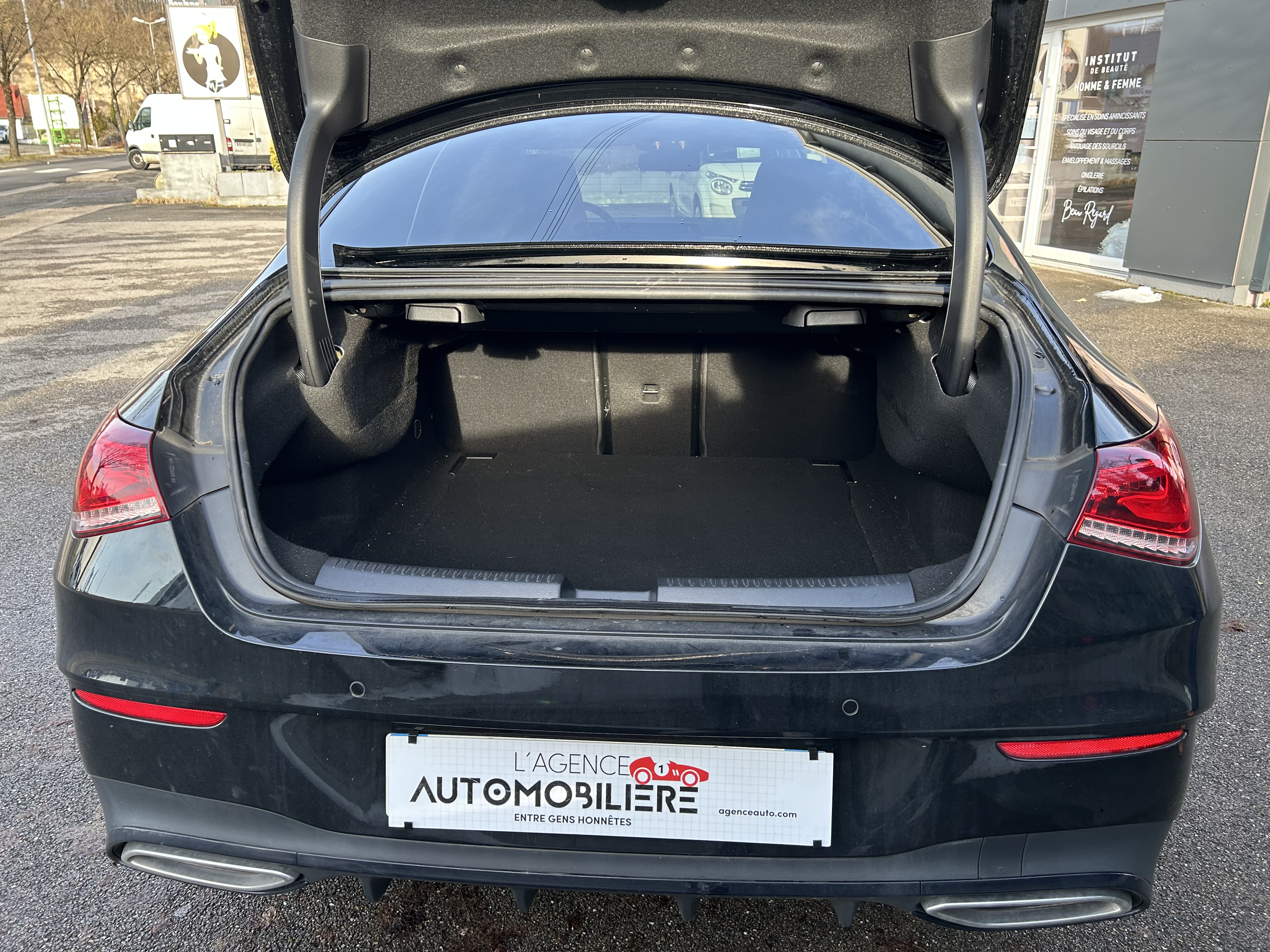Mercedes CLA — 17