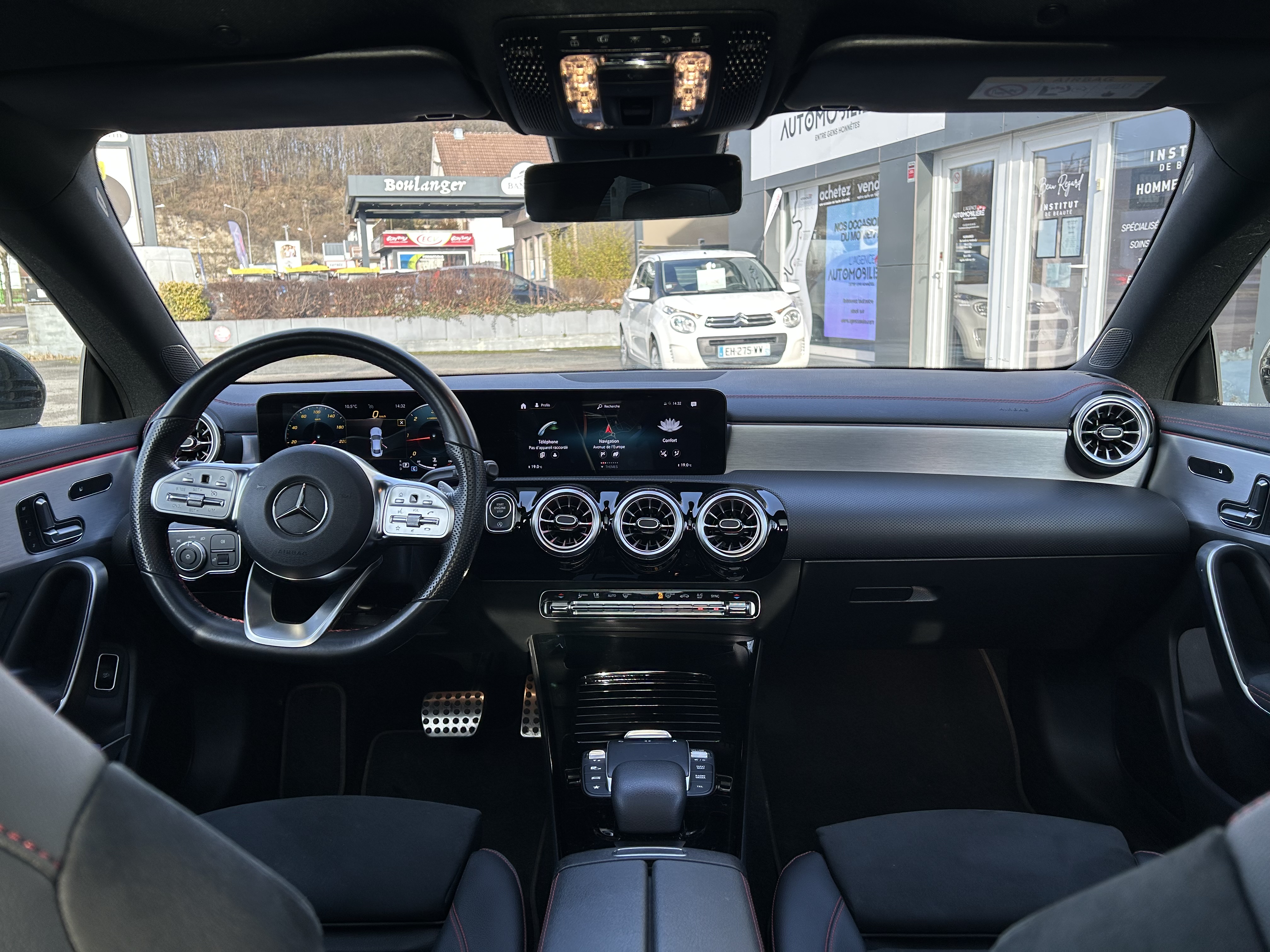 Mercedes CLA — 8