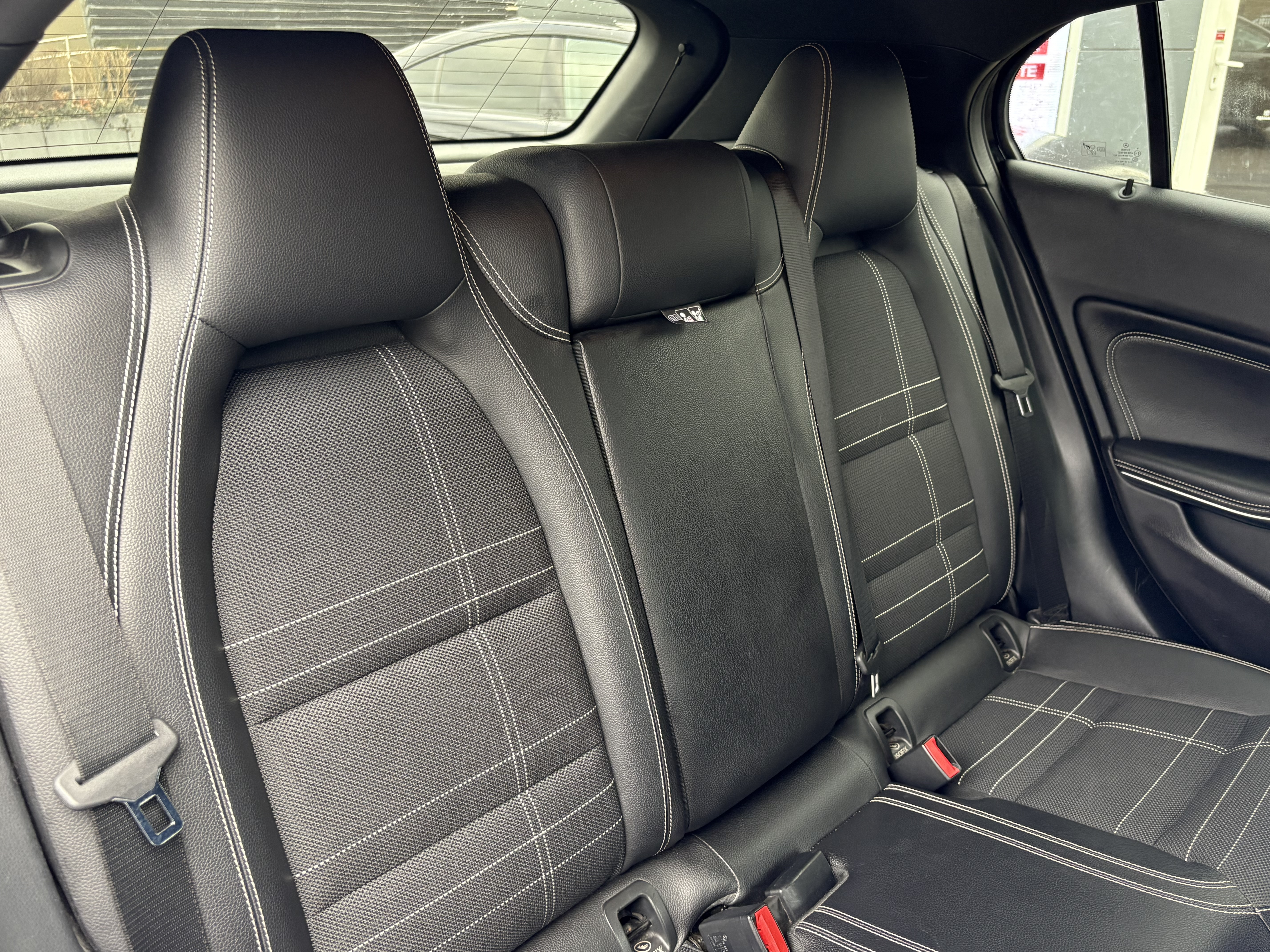Mercedes GLA — 16