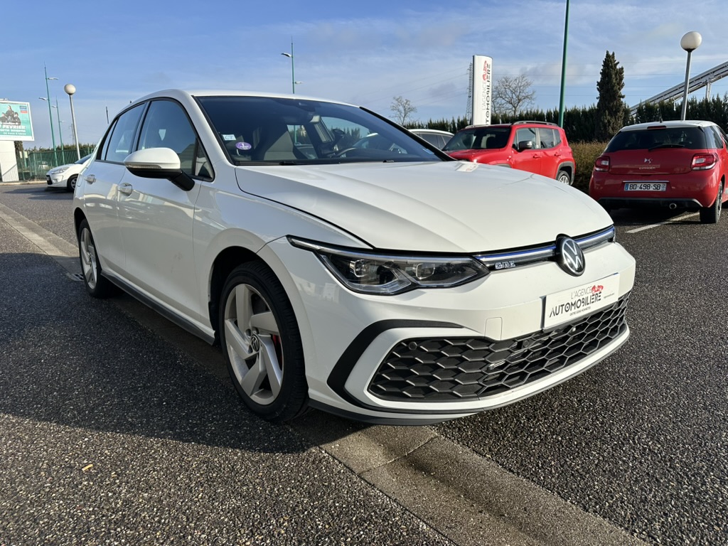 Volkswagen Golf — 7