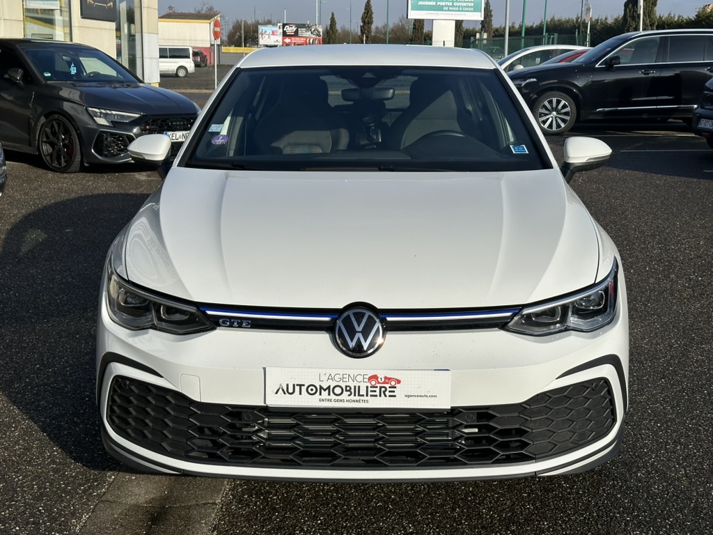 Volkswagen Golf — 8