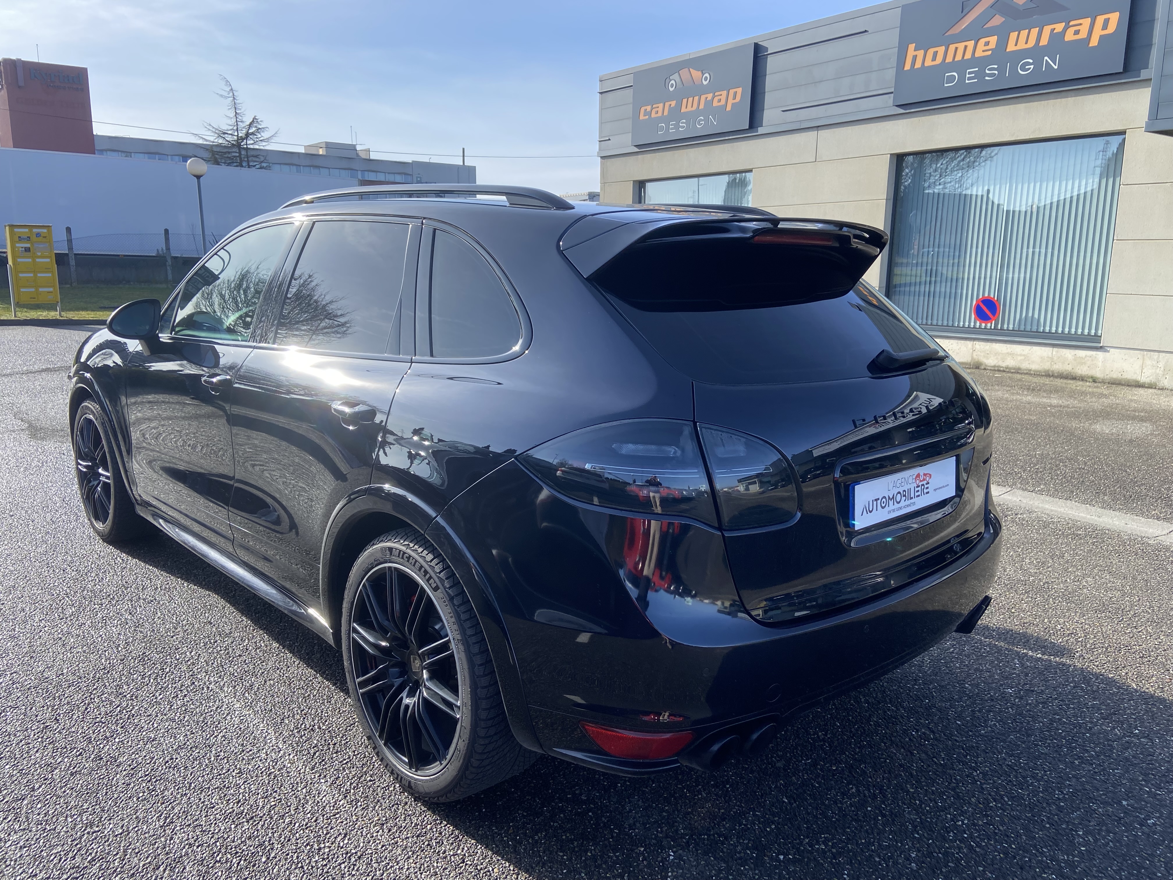 Porsche Cayenne — 3