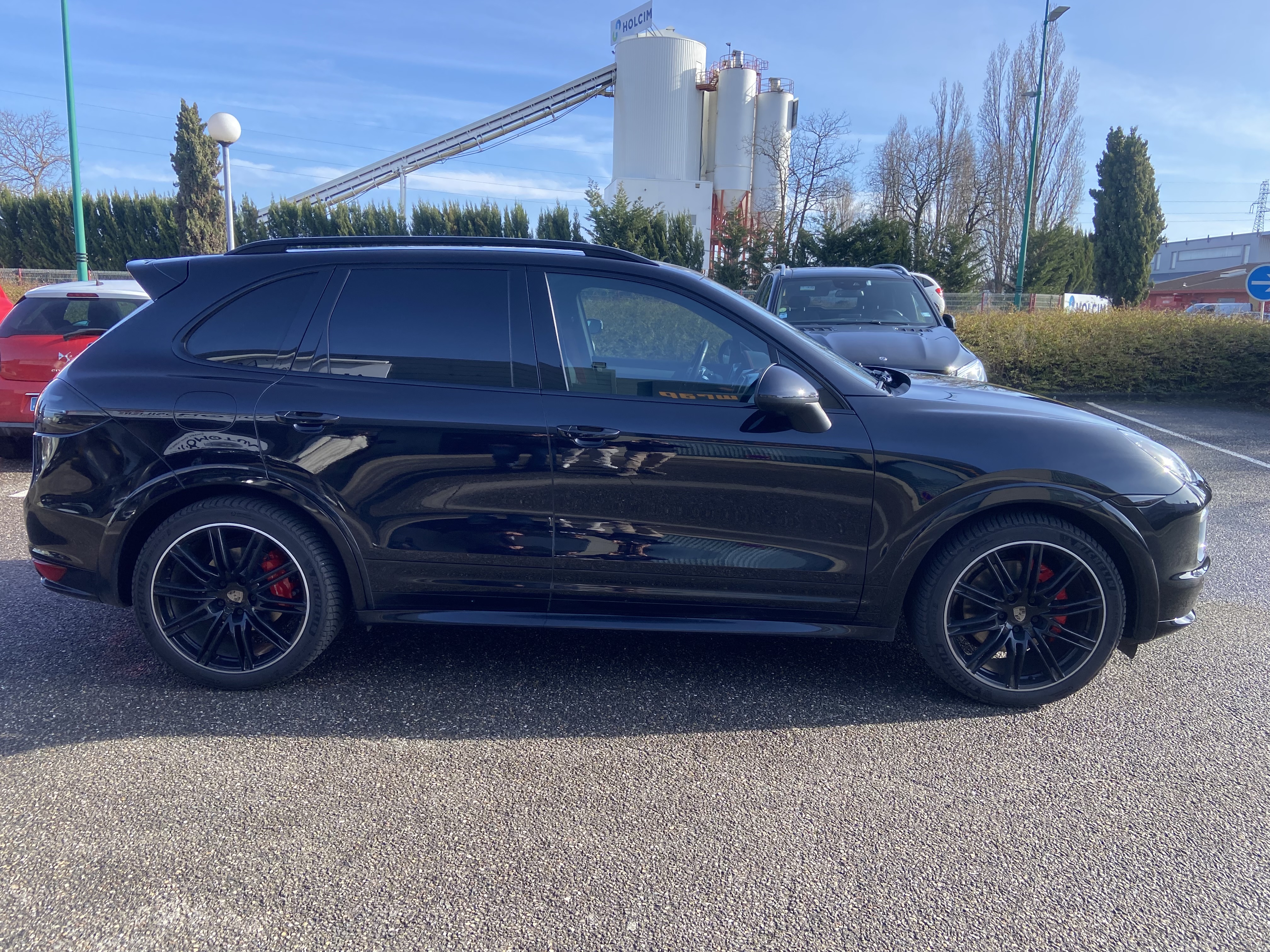 Porsche Cayenne — 6