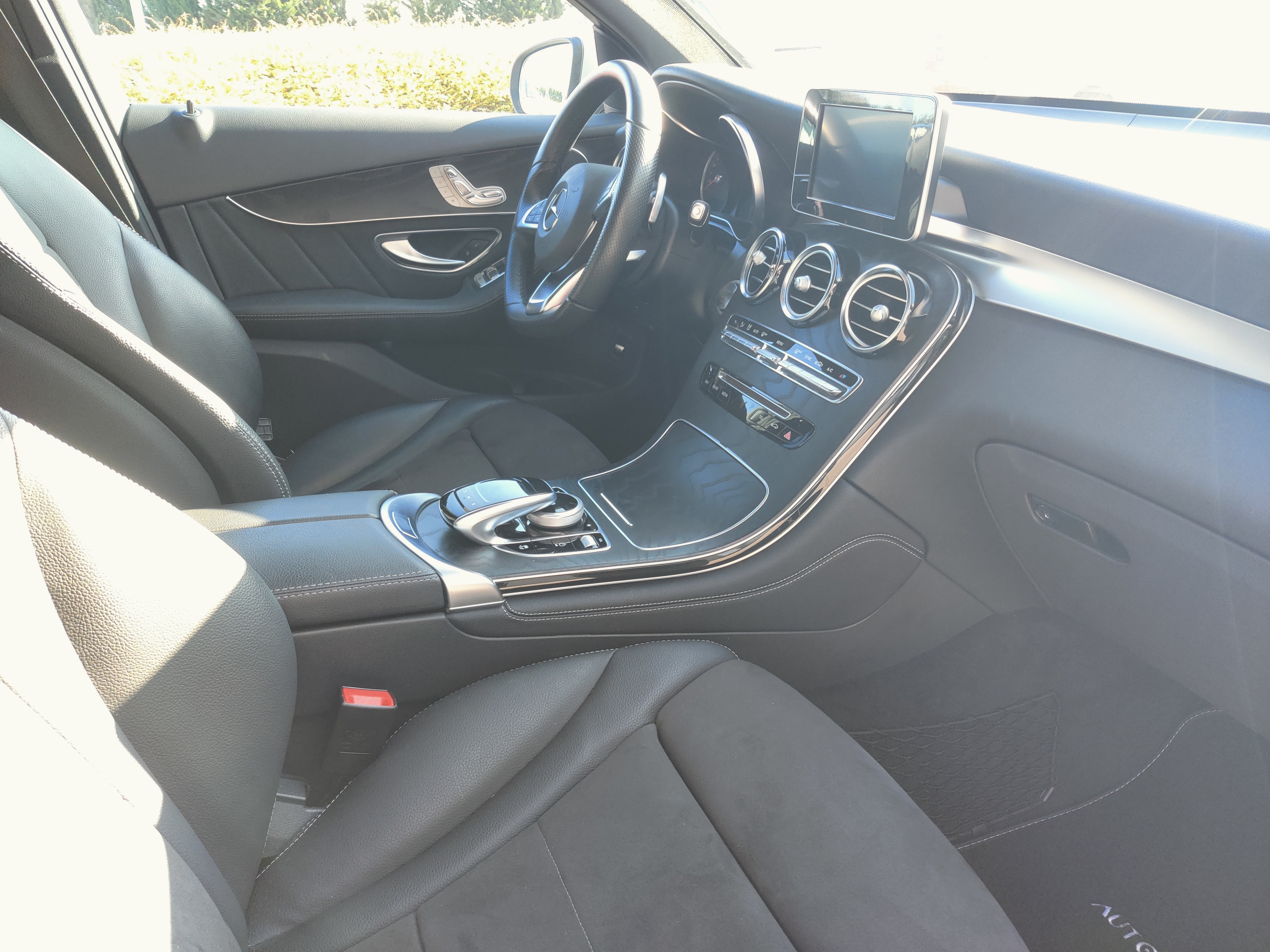 Mercedes GLC — 10