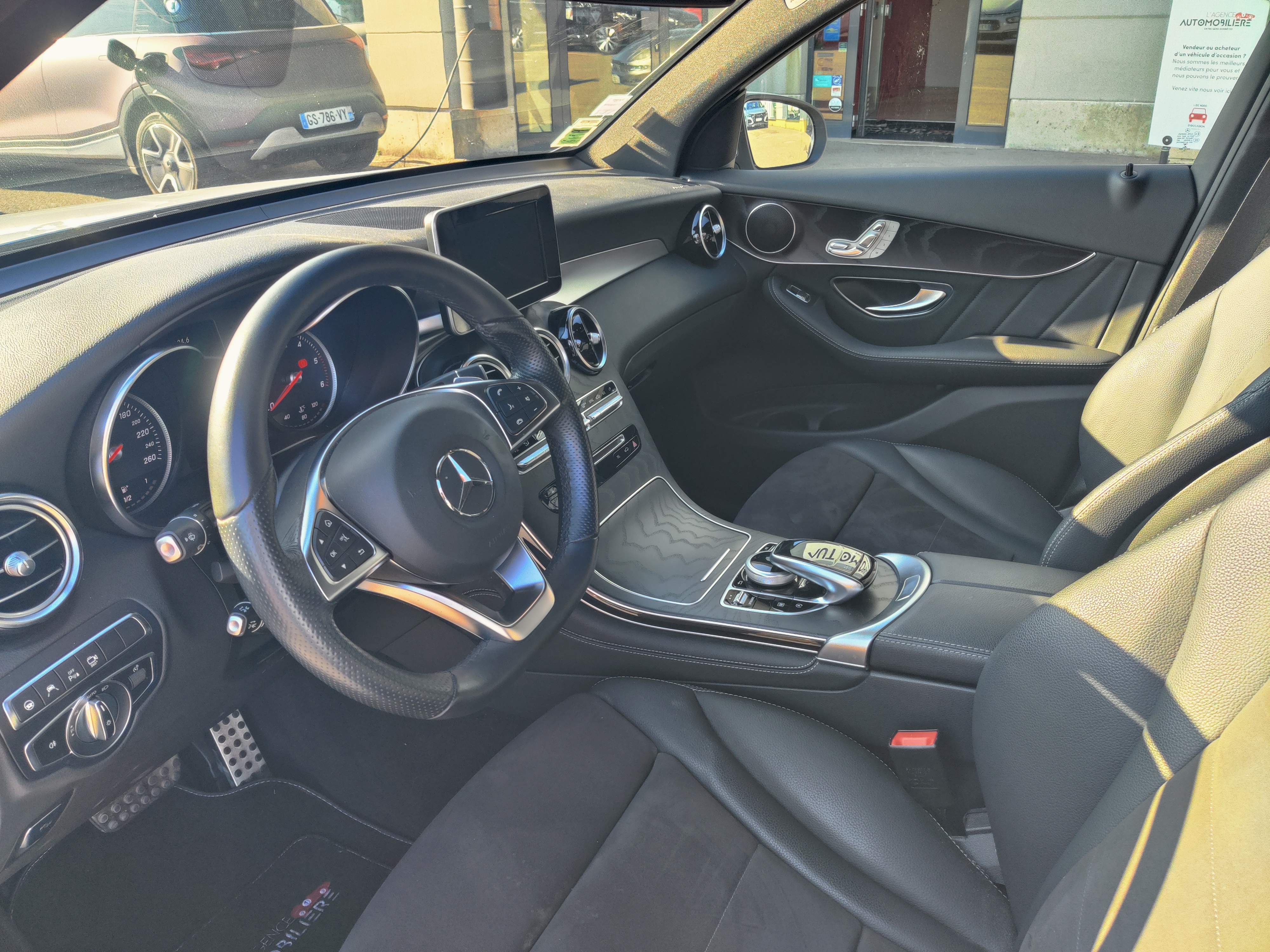 Mercedes GLC — 13