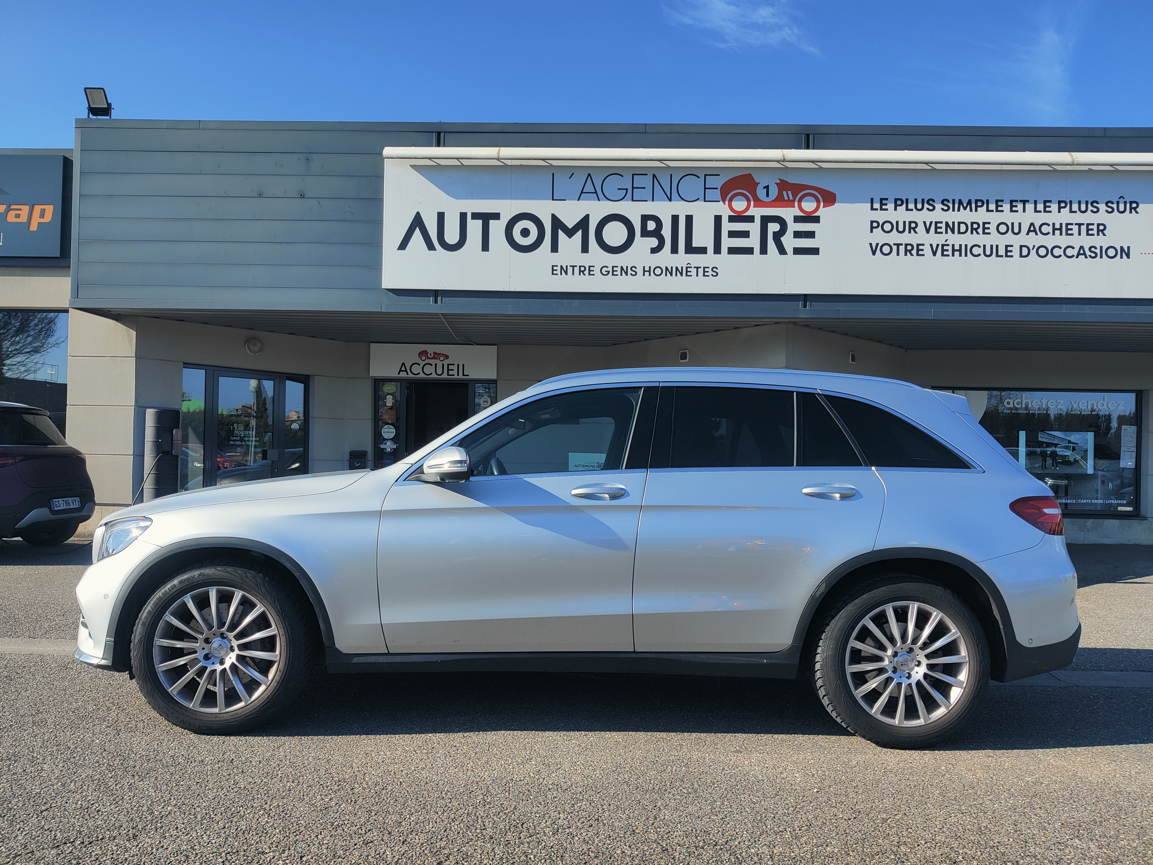Mercedes GLC — 9