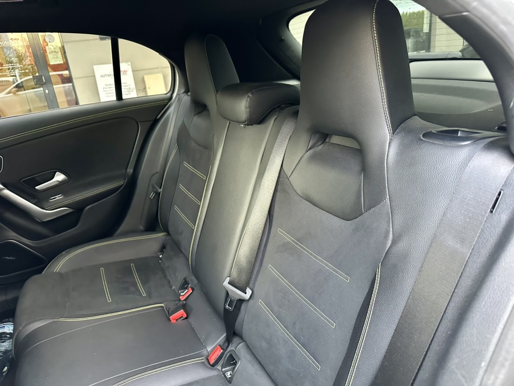 Mercedes Classe A — 13