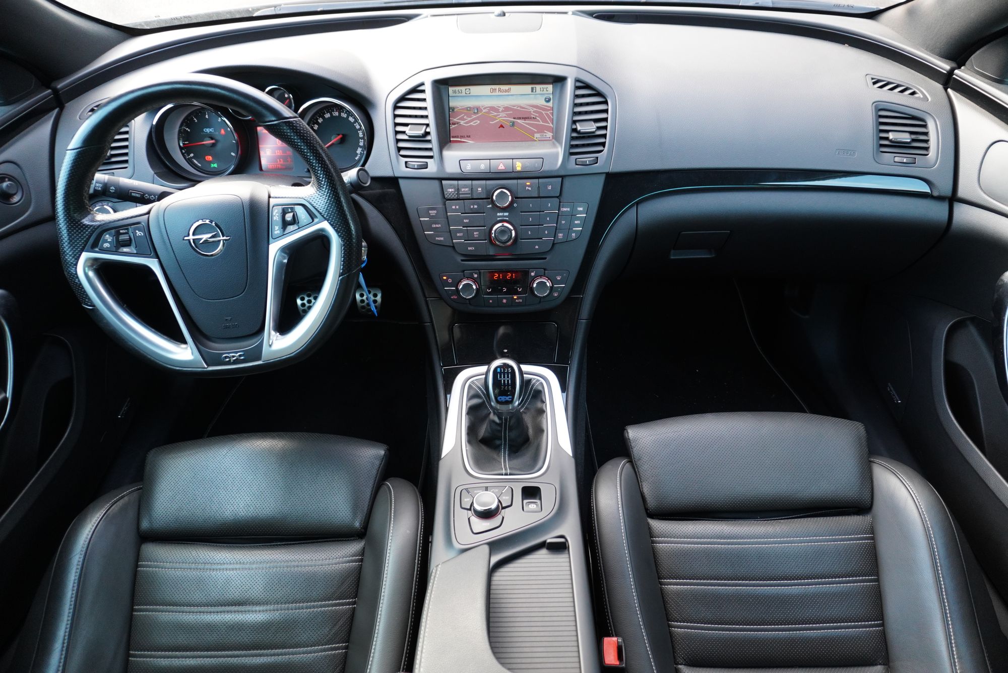Opel Insignia — 13