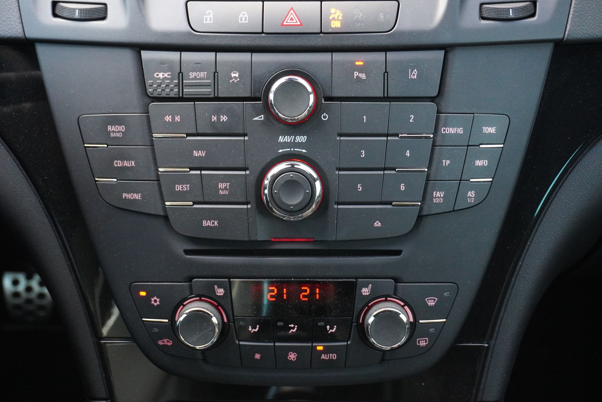 Opel Insignia — 16