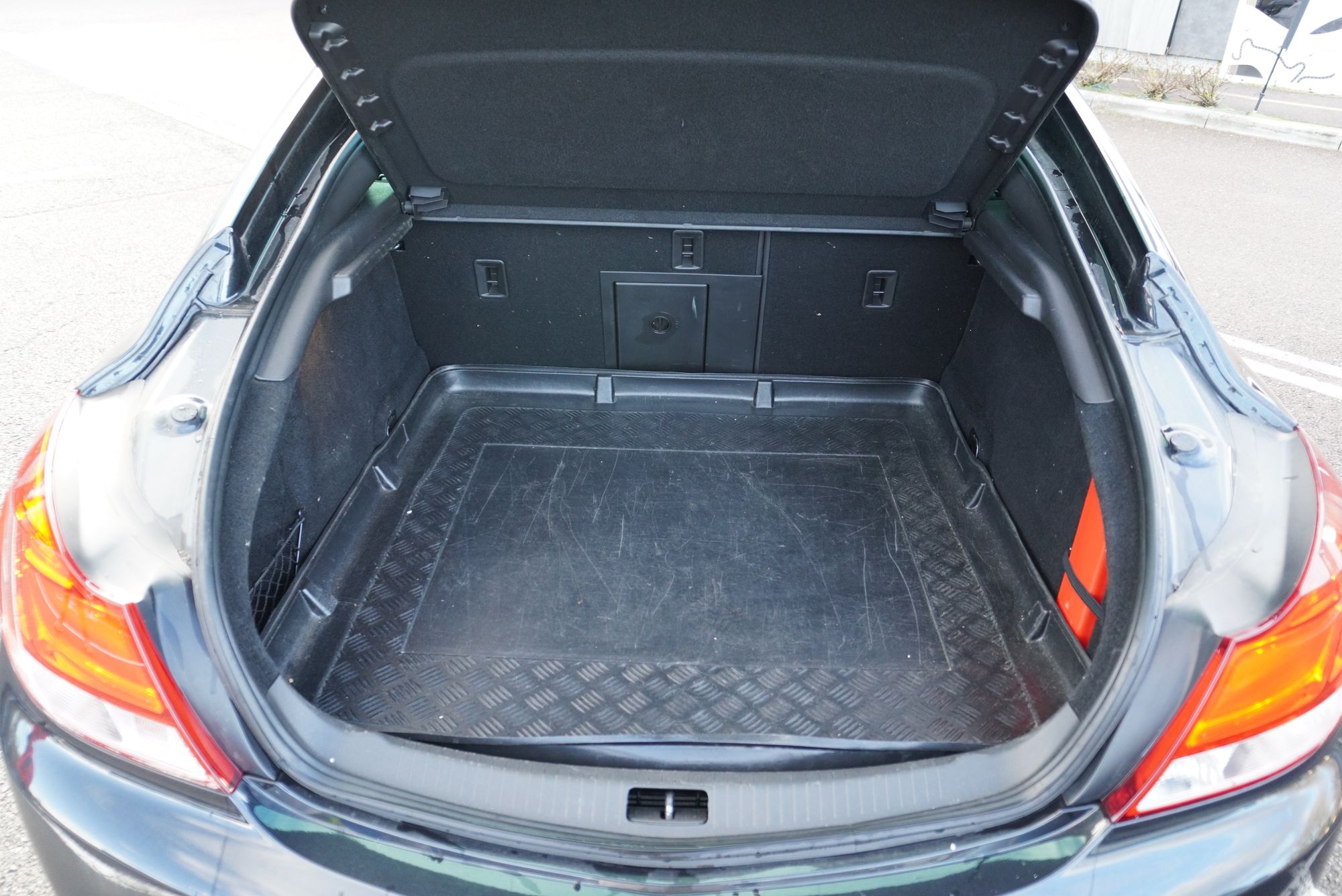 Opel Insignia — 25