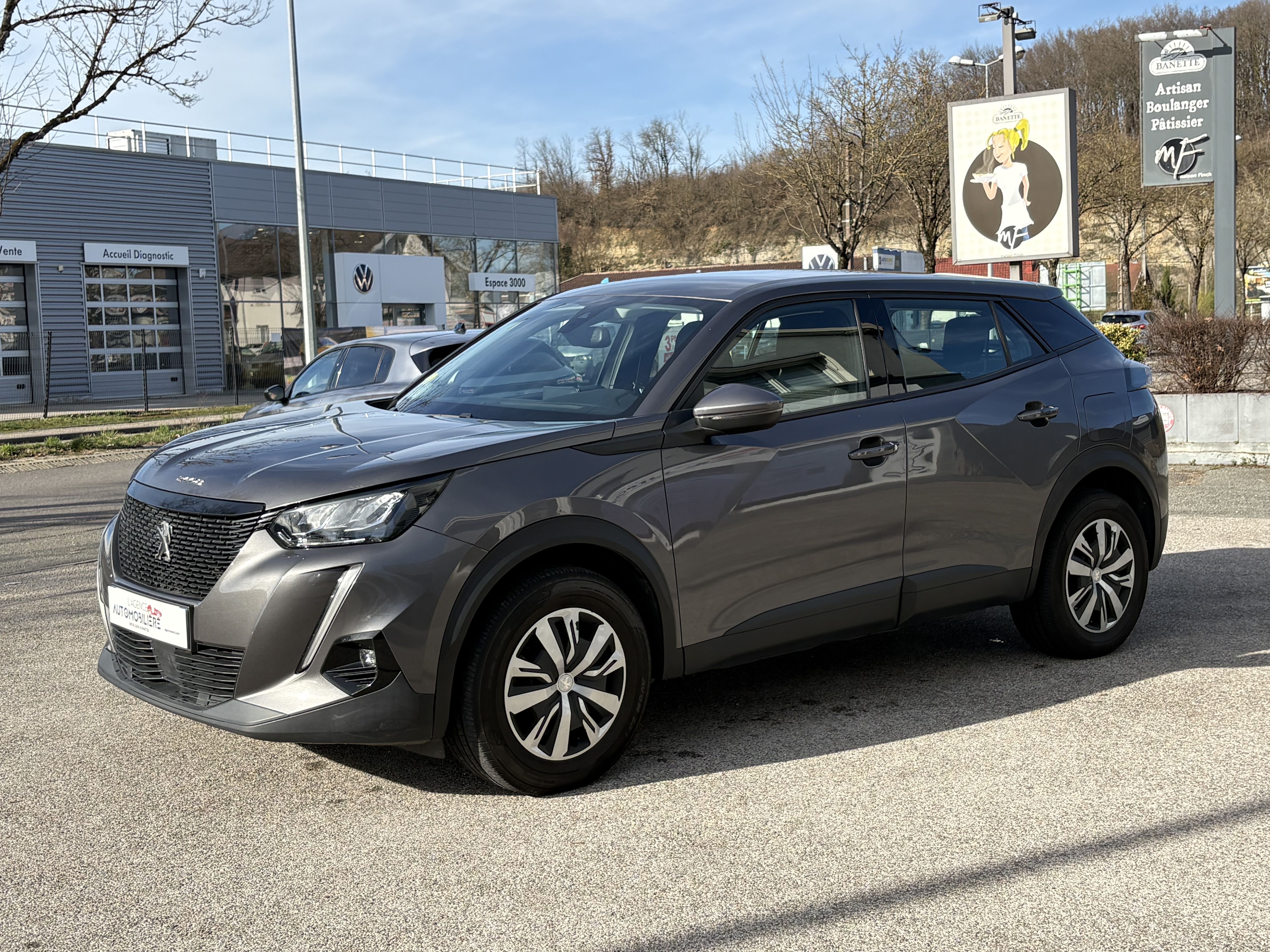 Peugeot 2008 — 3