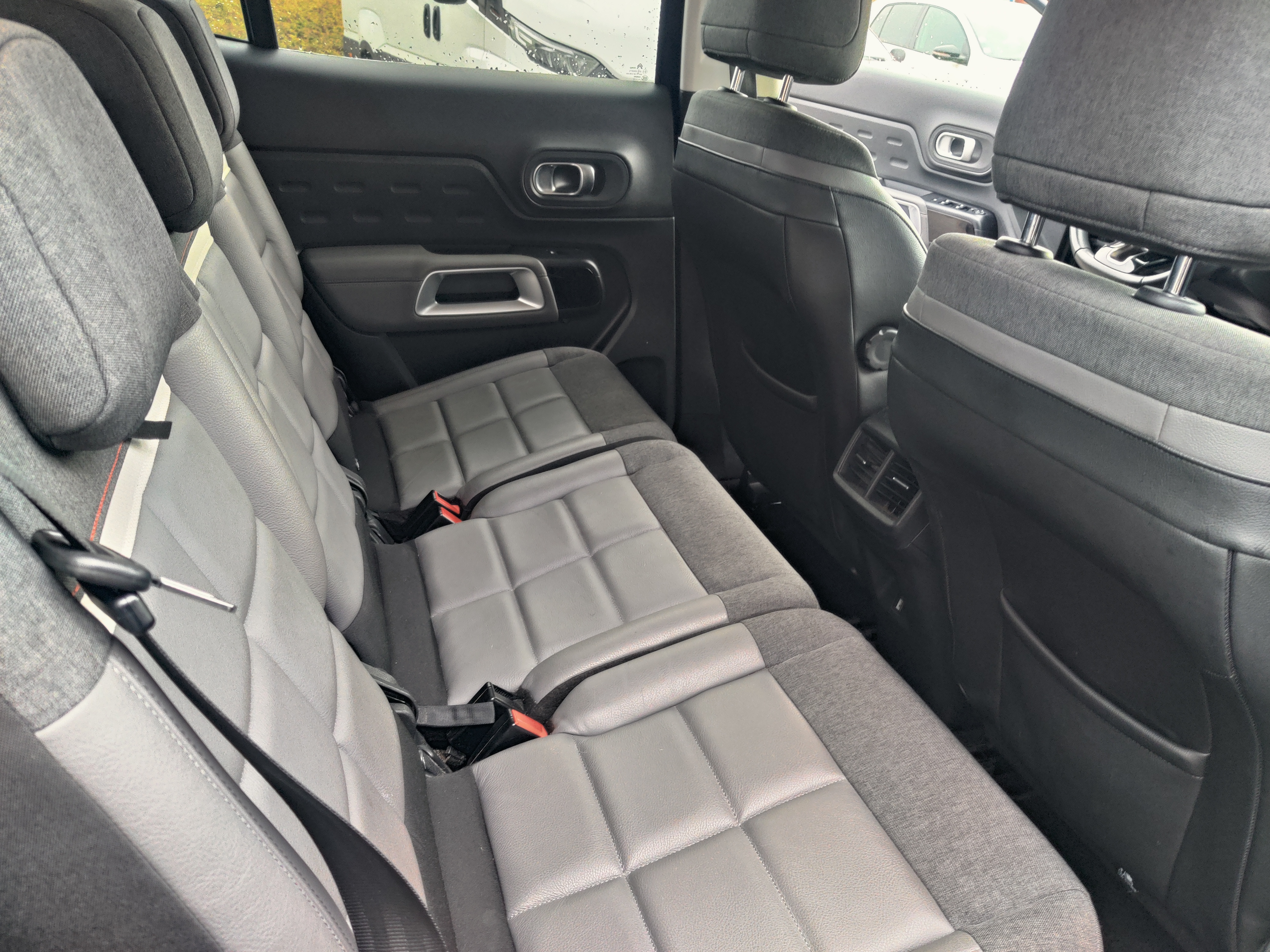 Citroen C5 AIRCR. — 14