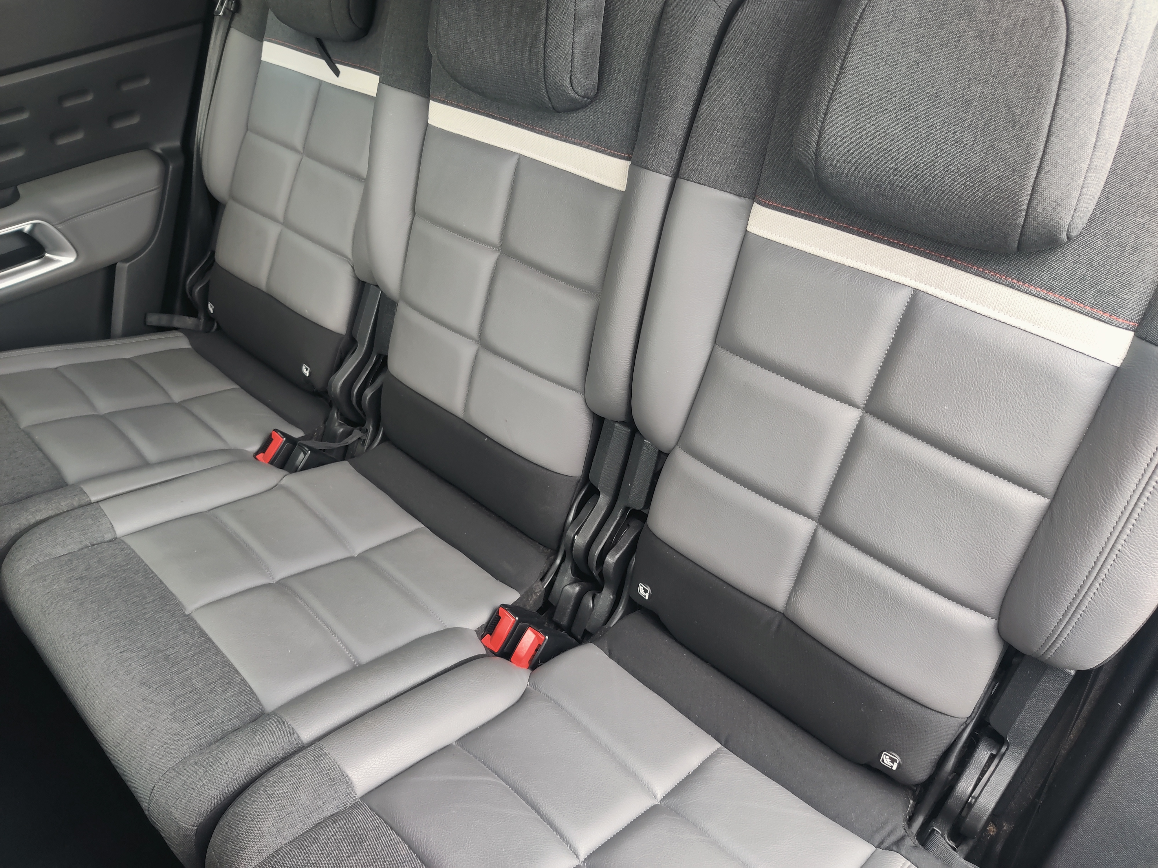 Citroen C5 AIRCR. — 16