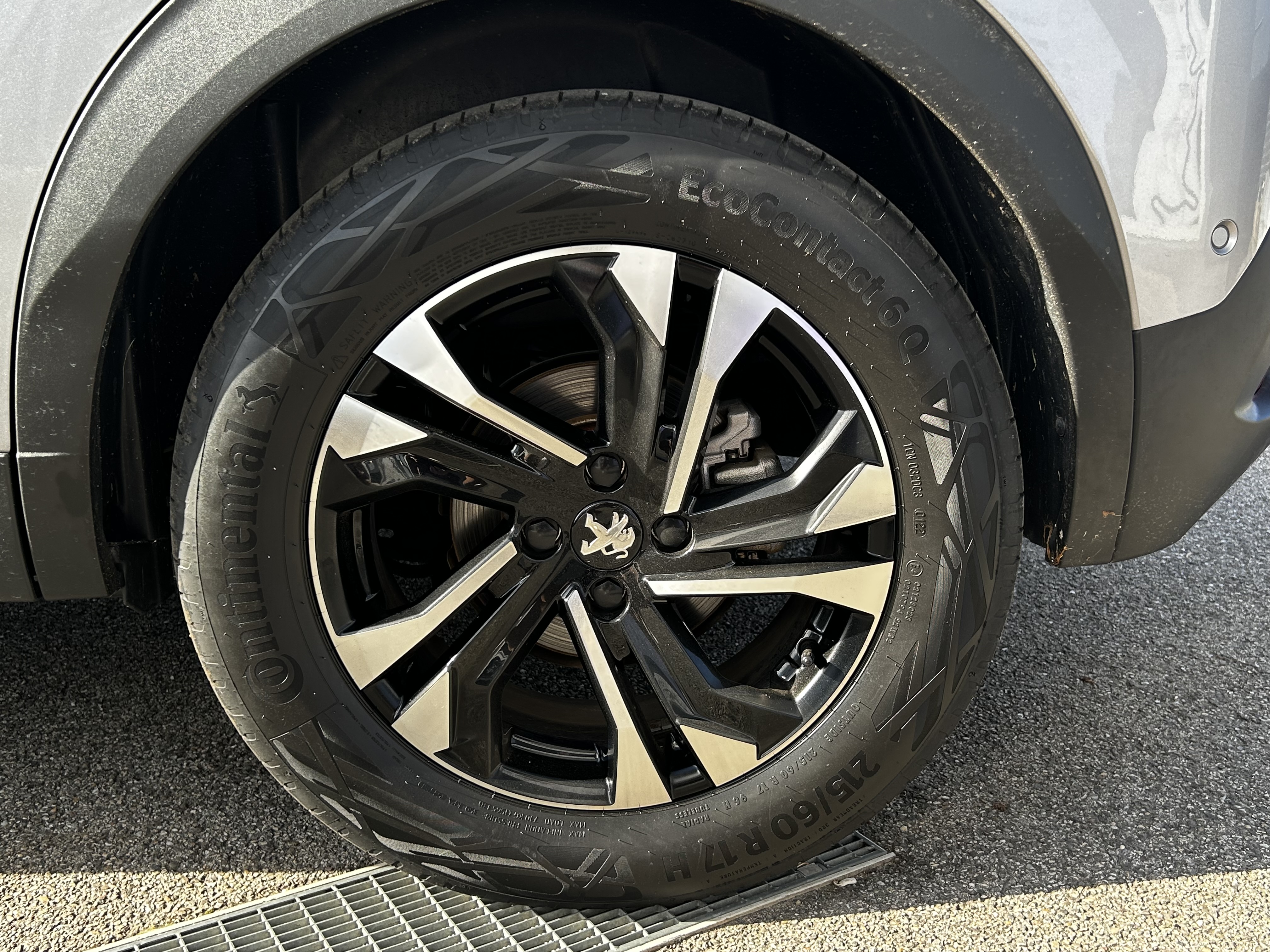 Peugeot 2008 — 13