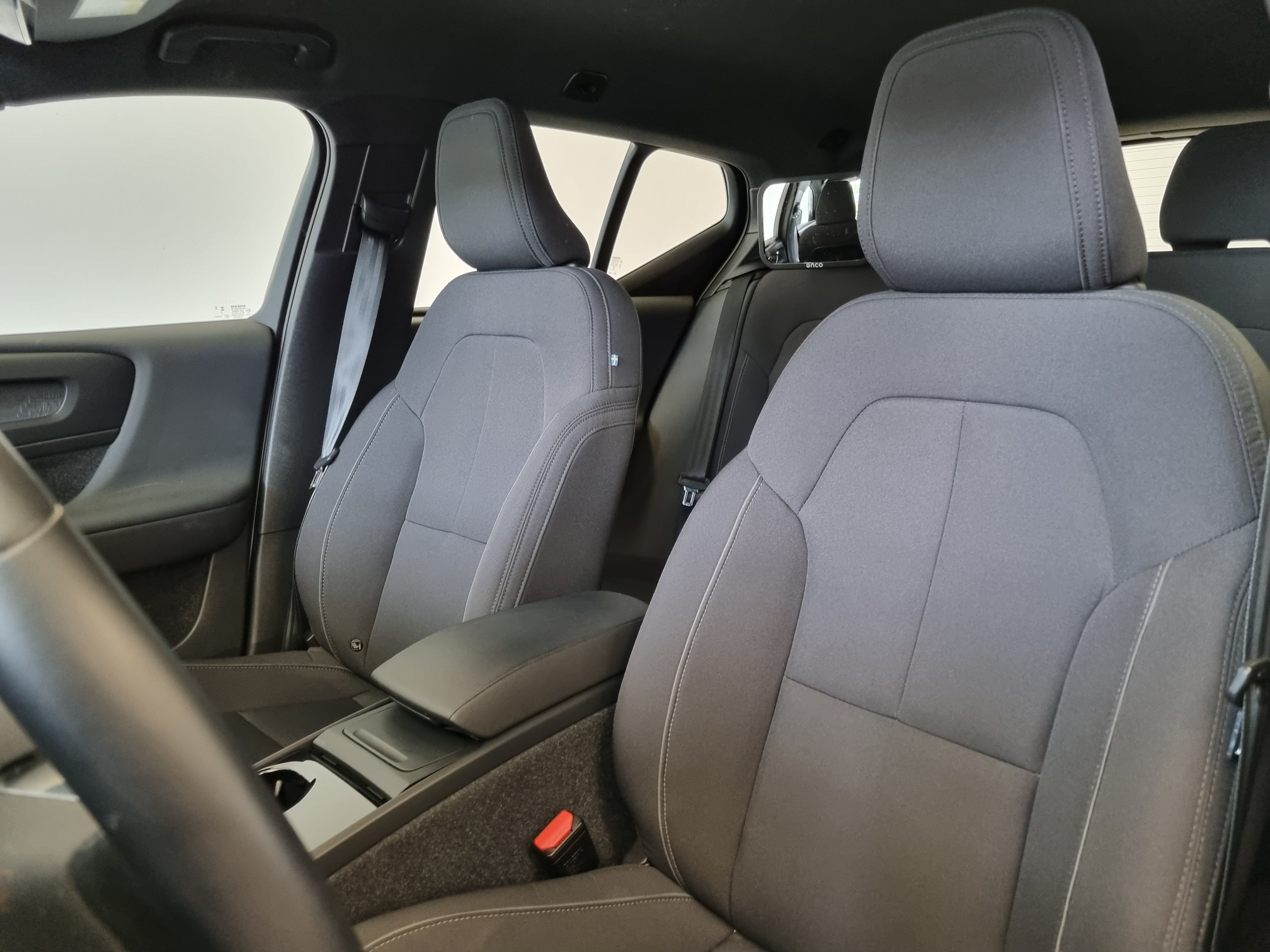 Volvo VOLVO XC40 — 10