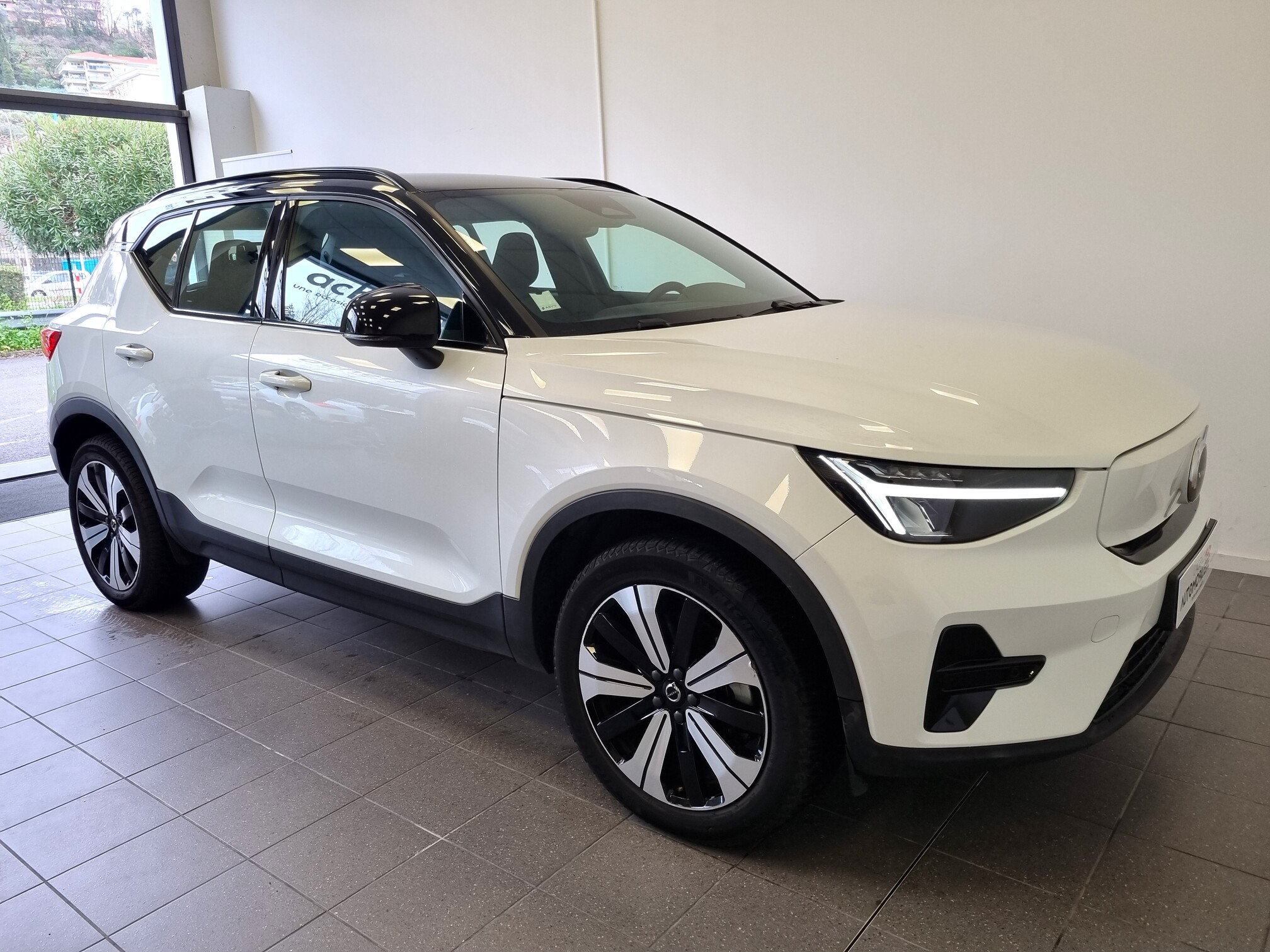 Volvo VOLVO XC40 — 7
