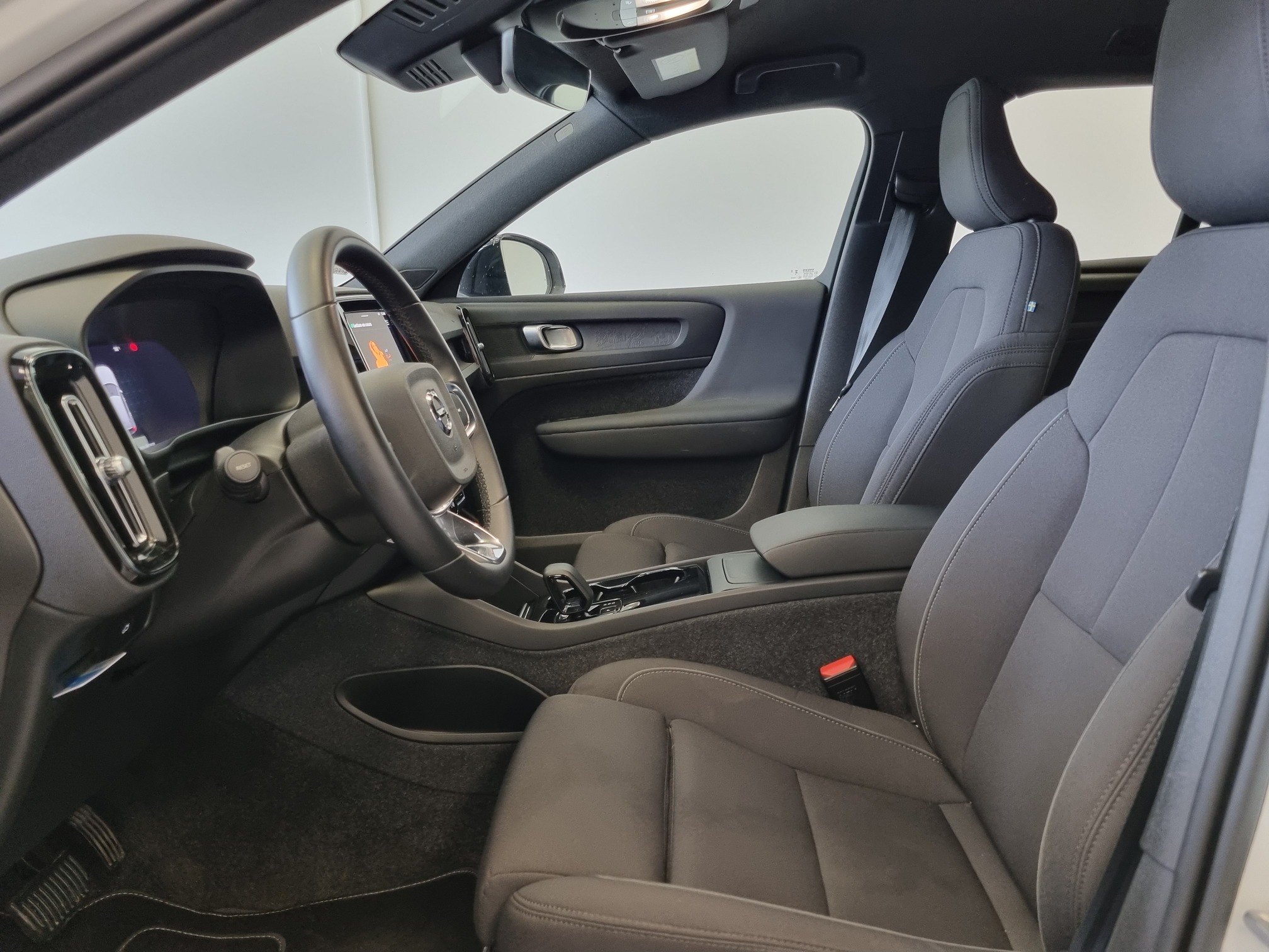 Volvo VOLVO XC40 — 9
