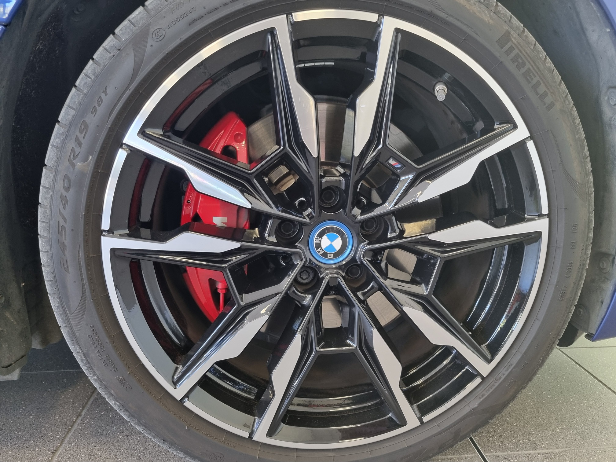 Bmw I4 M50 — 30