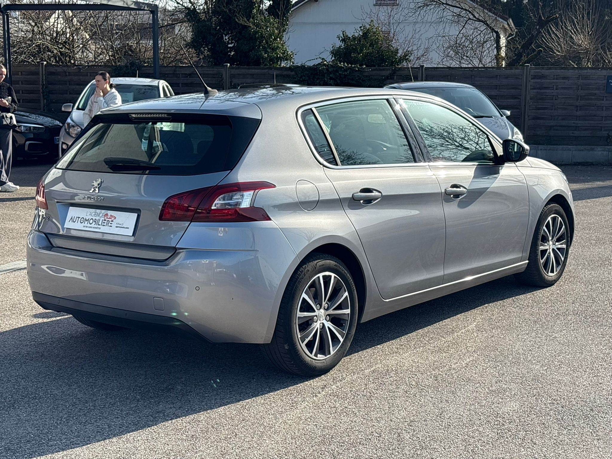 Peugeot 308 — 7