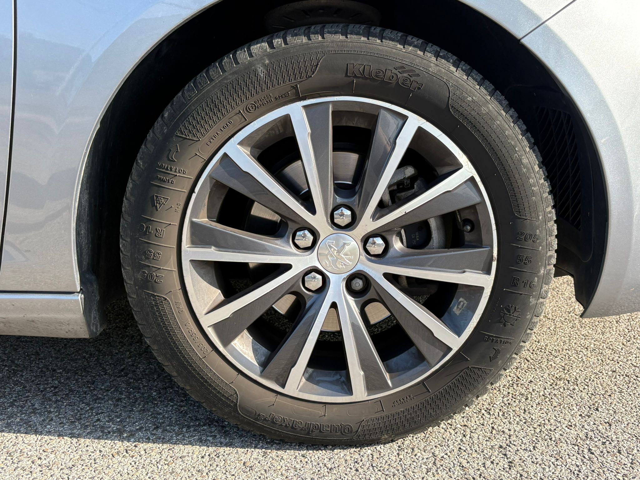 Peugeot 308 — 9