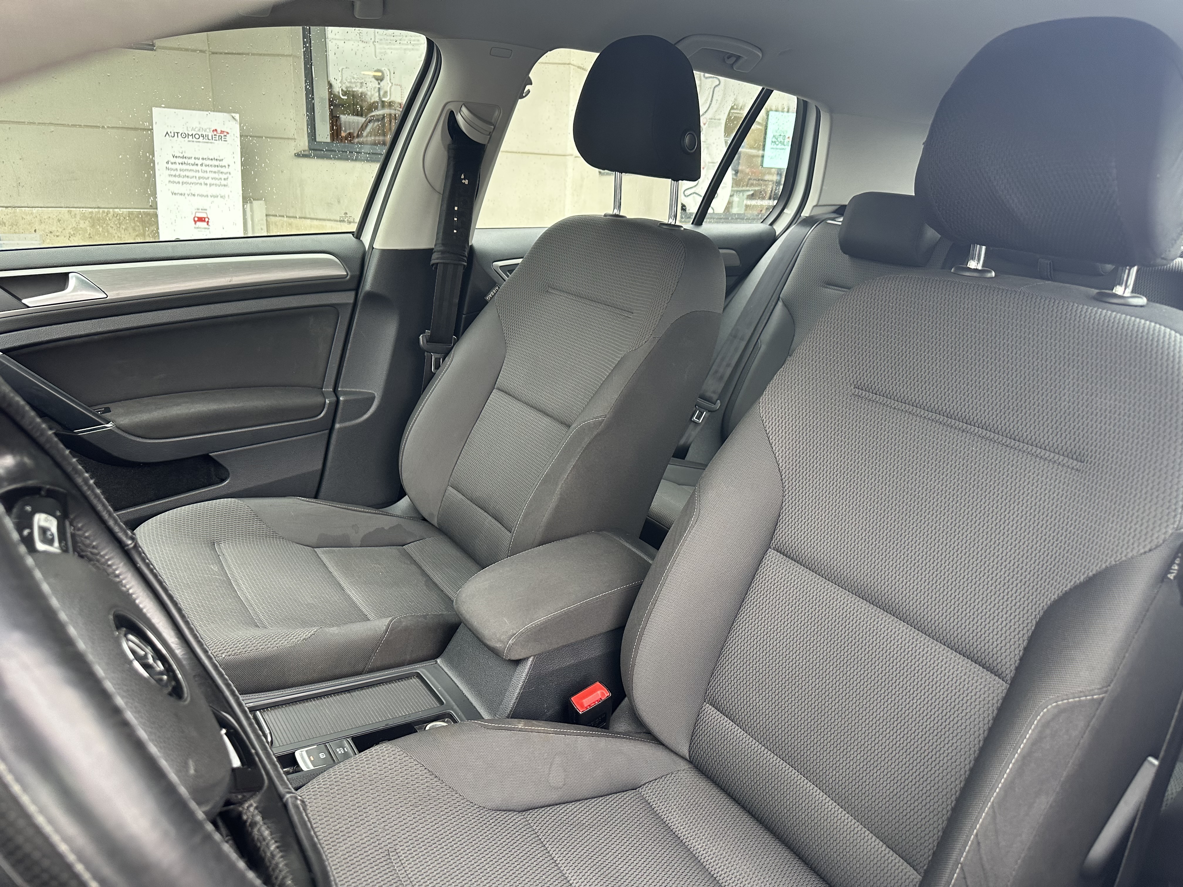 Volkswagen Golf — 10