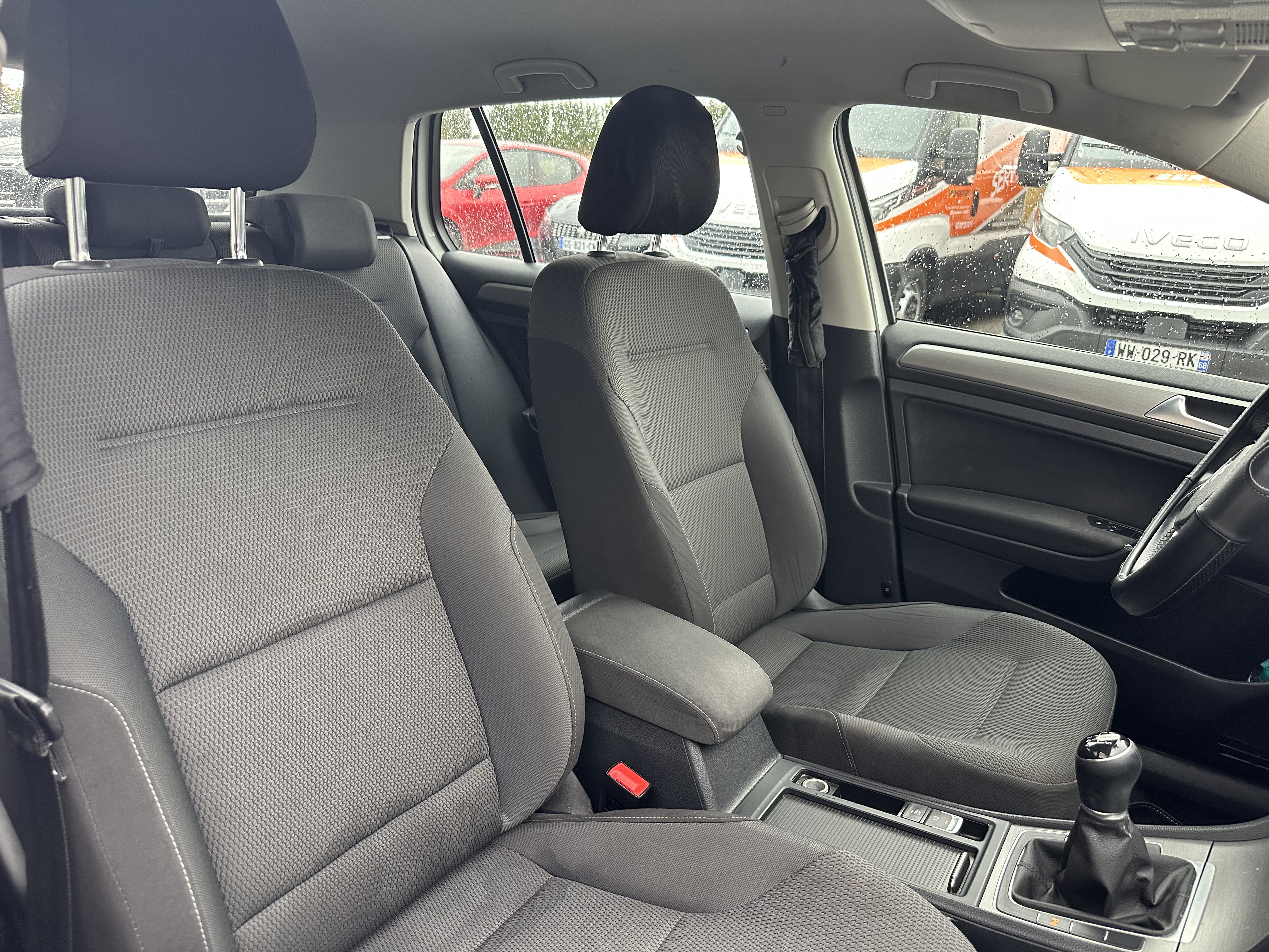Volkswagen Golf — 13