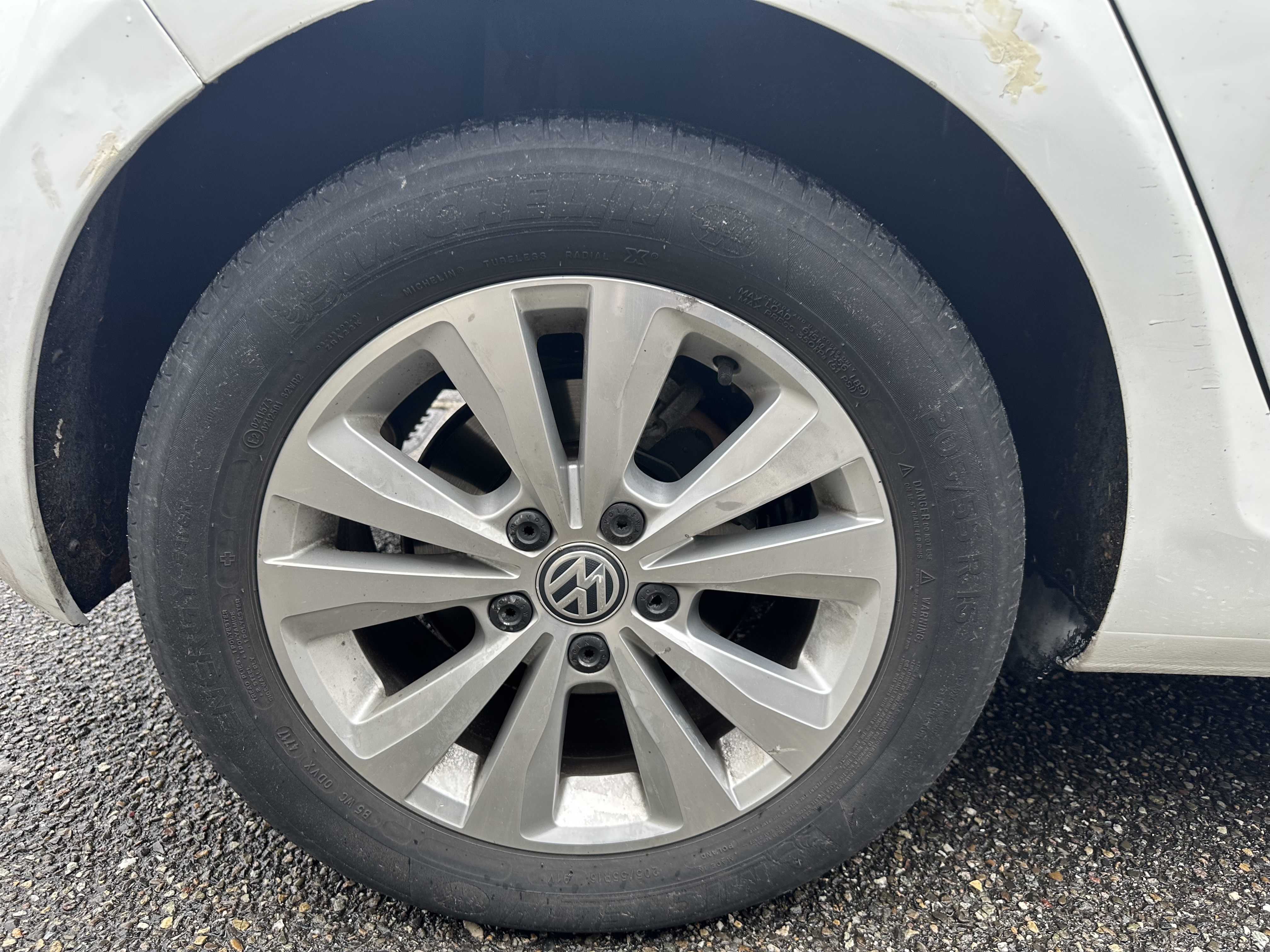 Volkswagen Golf — 18