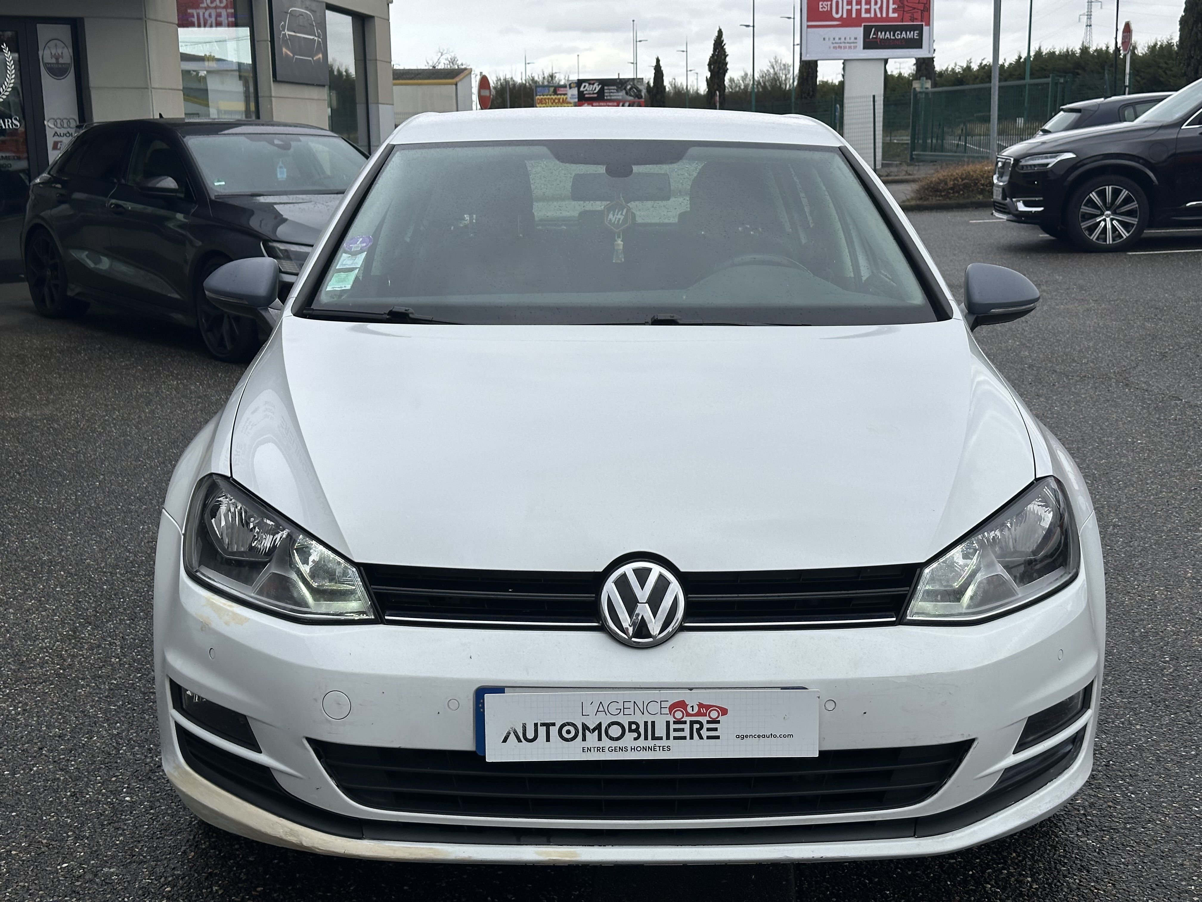 Volkswagen Golf — 8