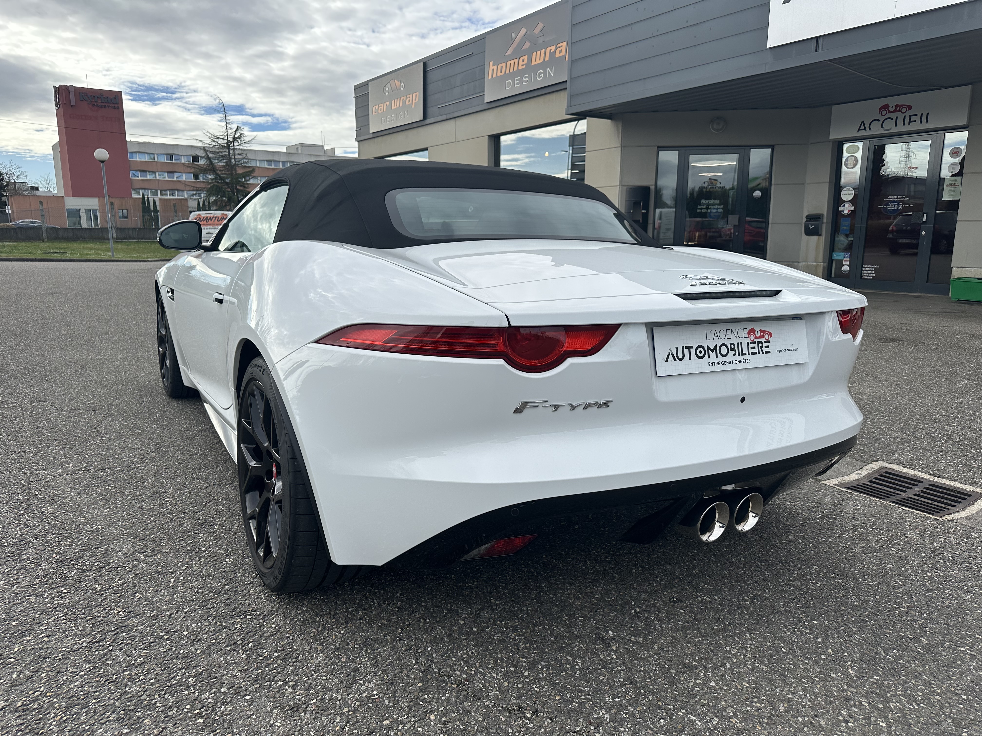 Jaguar F-Type — 3
