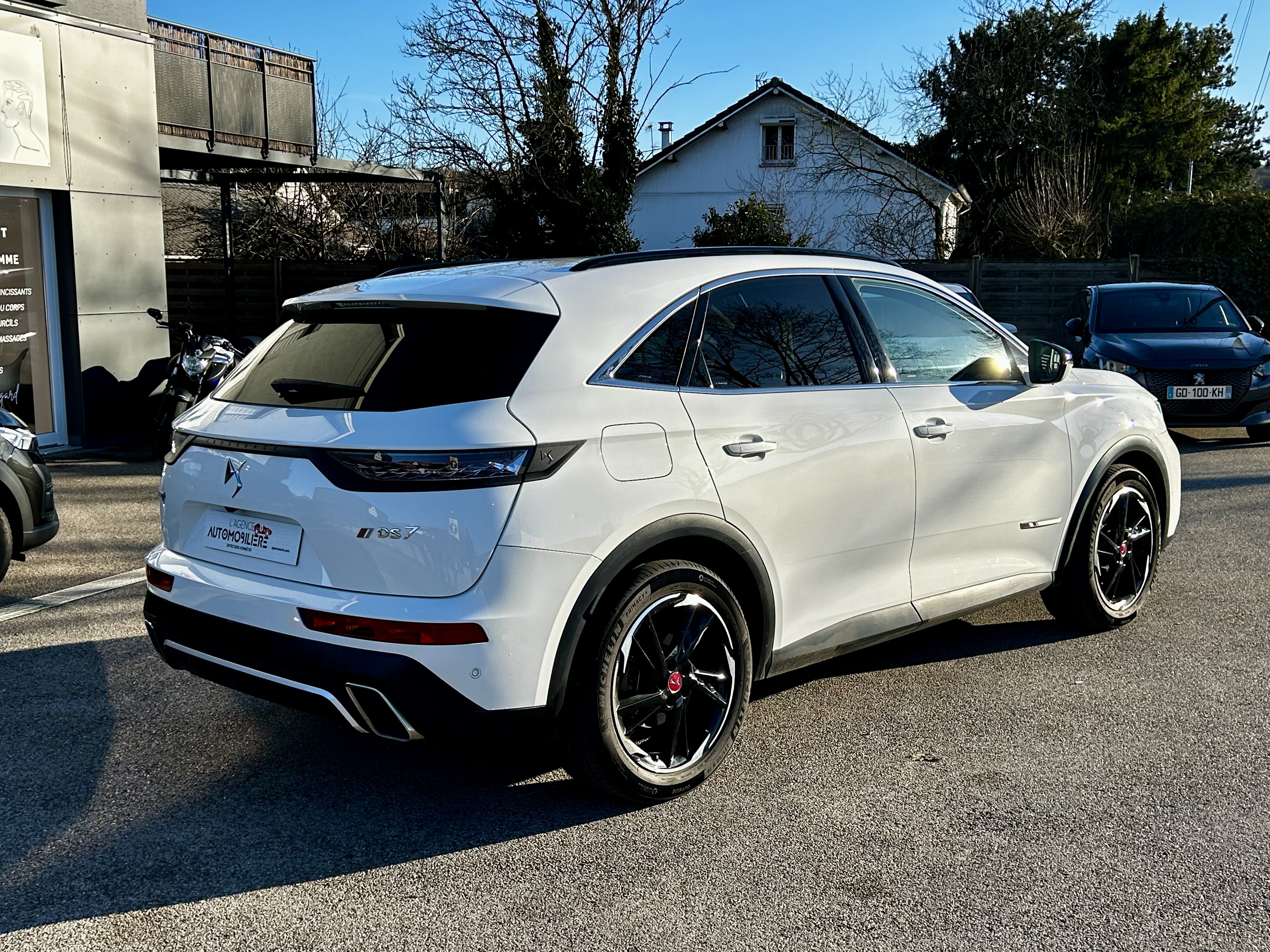 DS DS7 — 7