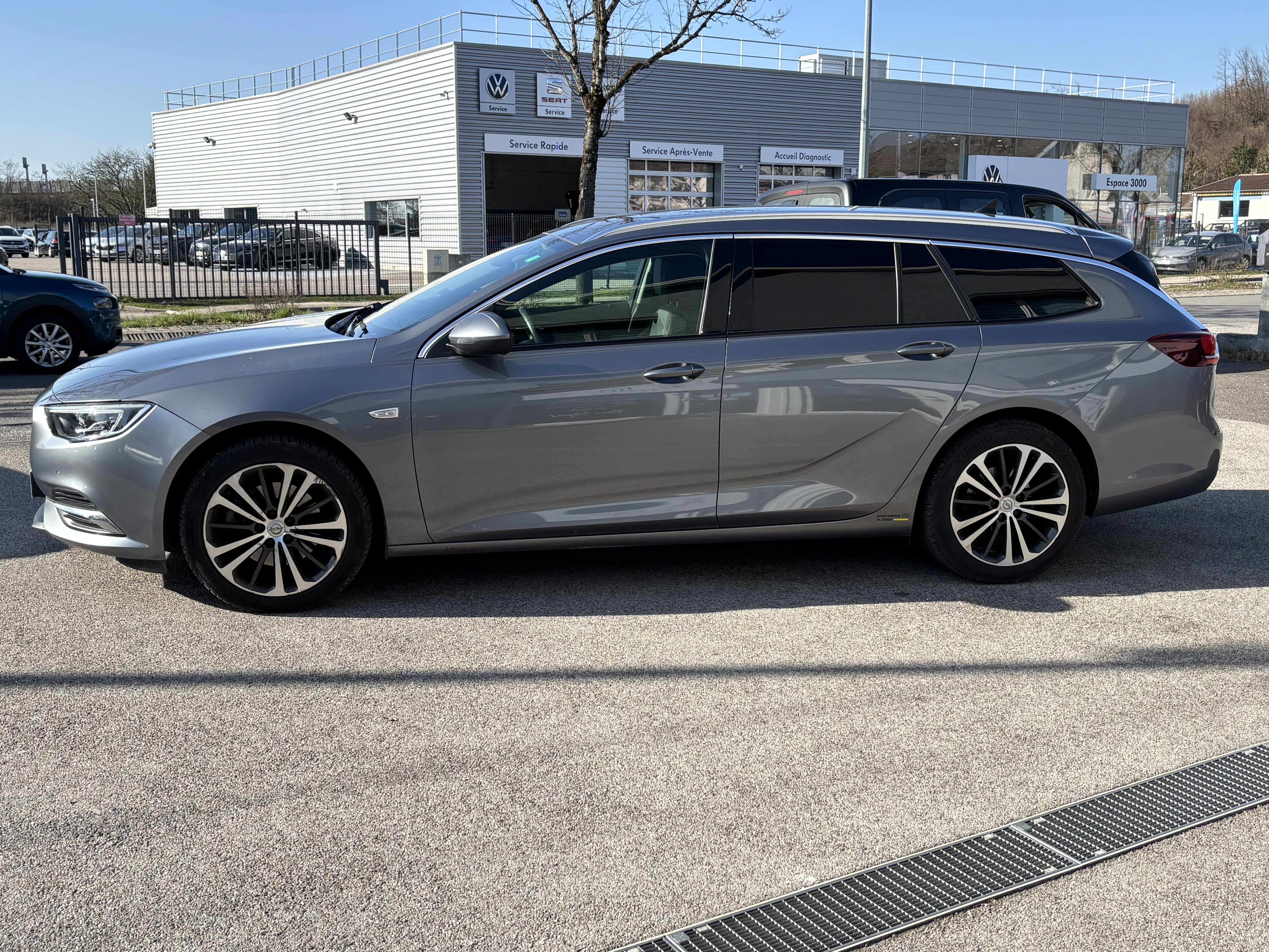 Opel Insignia — 8
