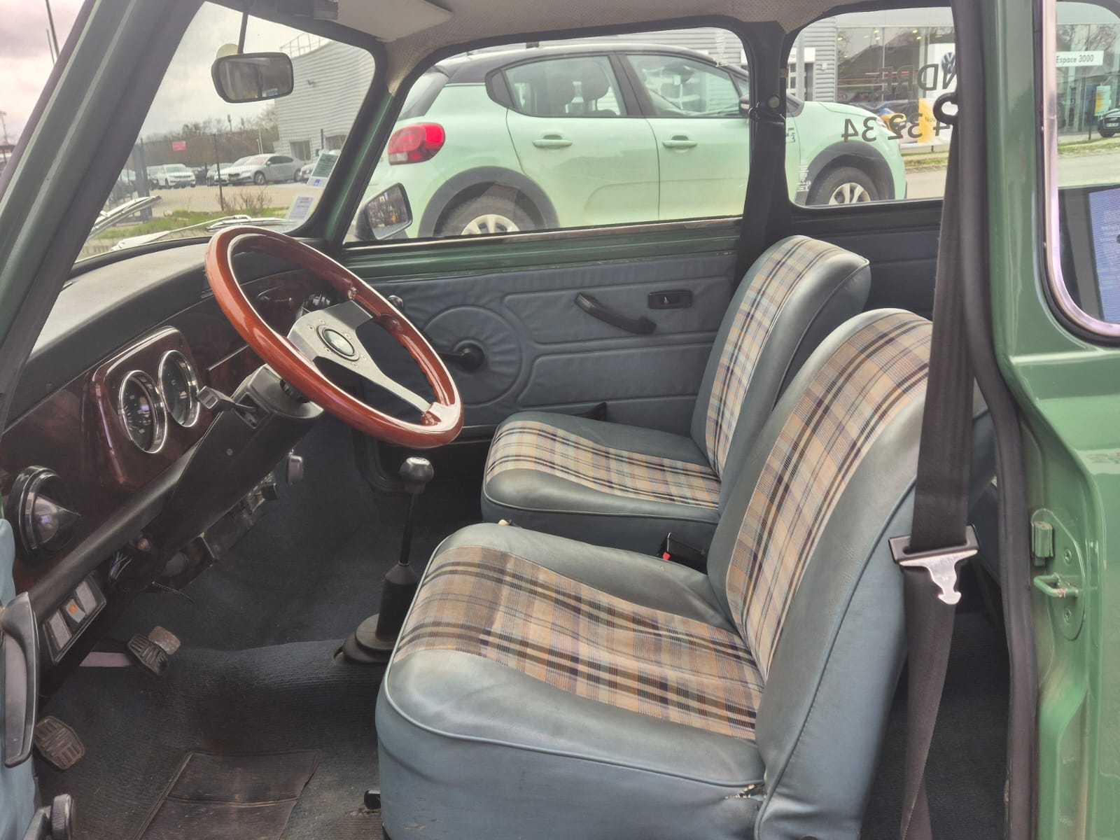 Mini Mini — 8