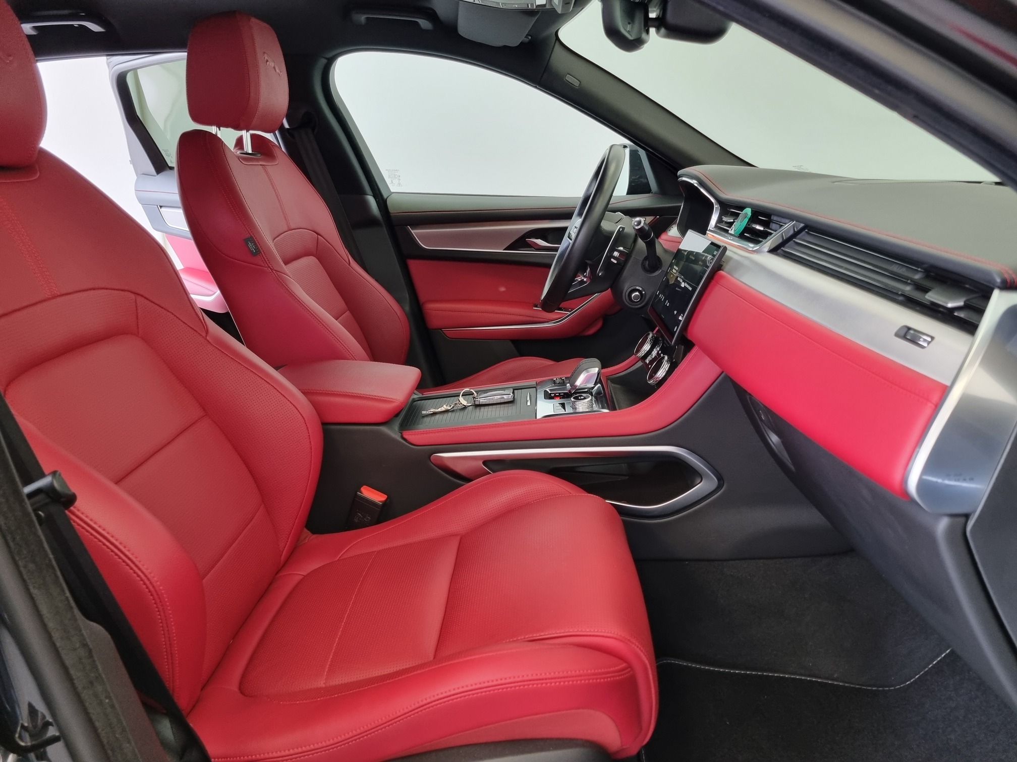Jaguar F-Pace — 20