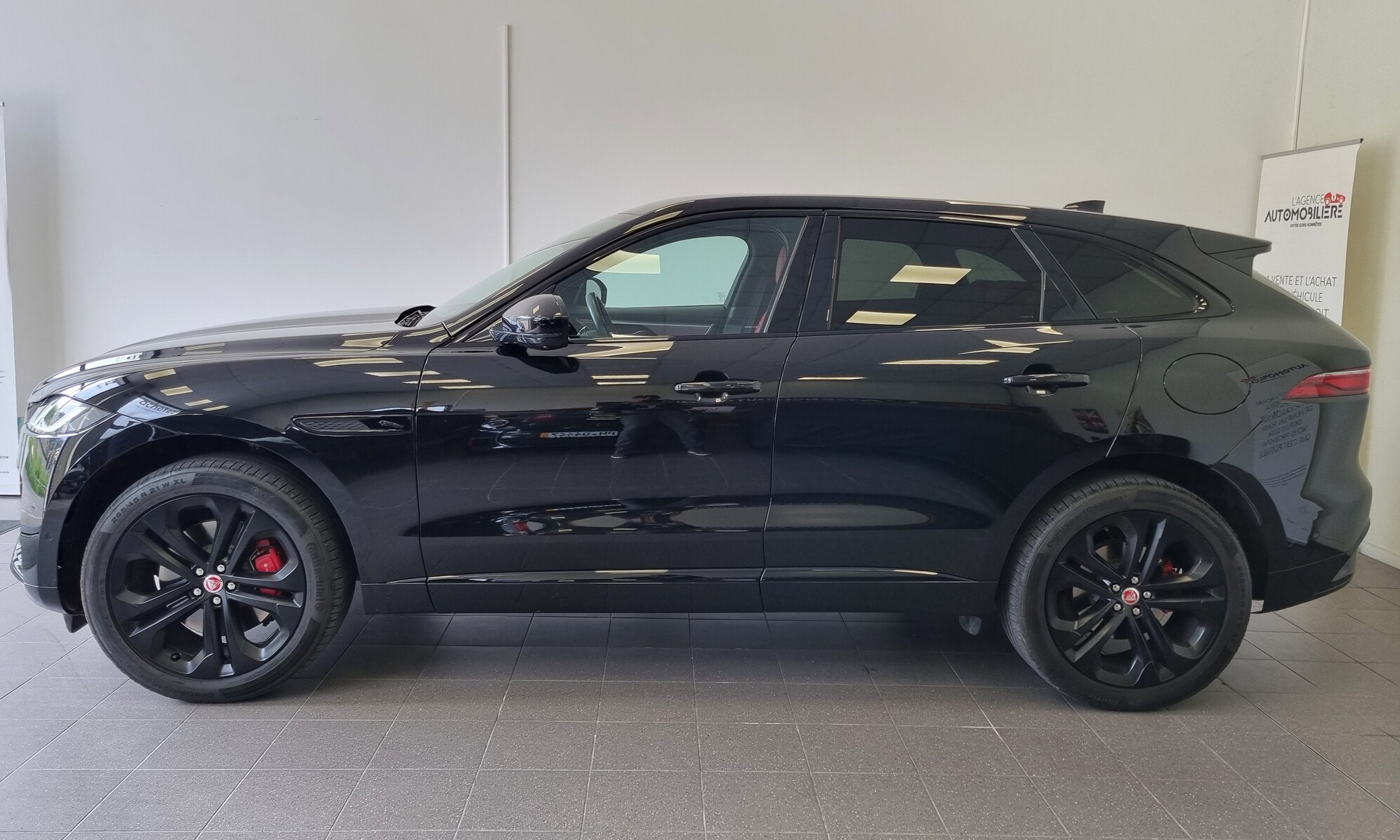 Jaguar F-Pace — 3