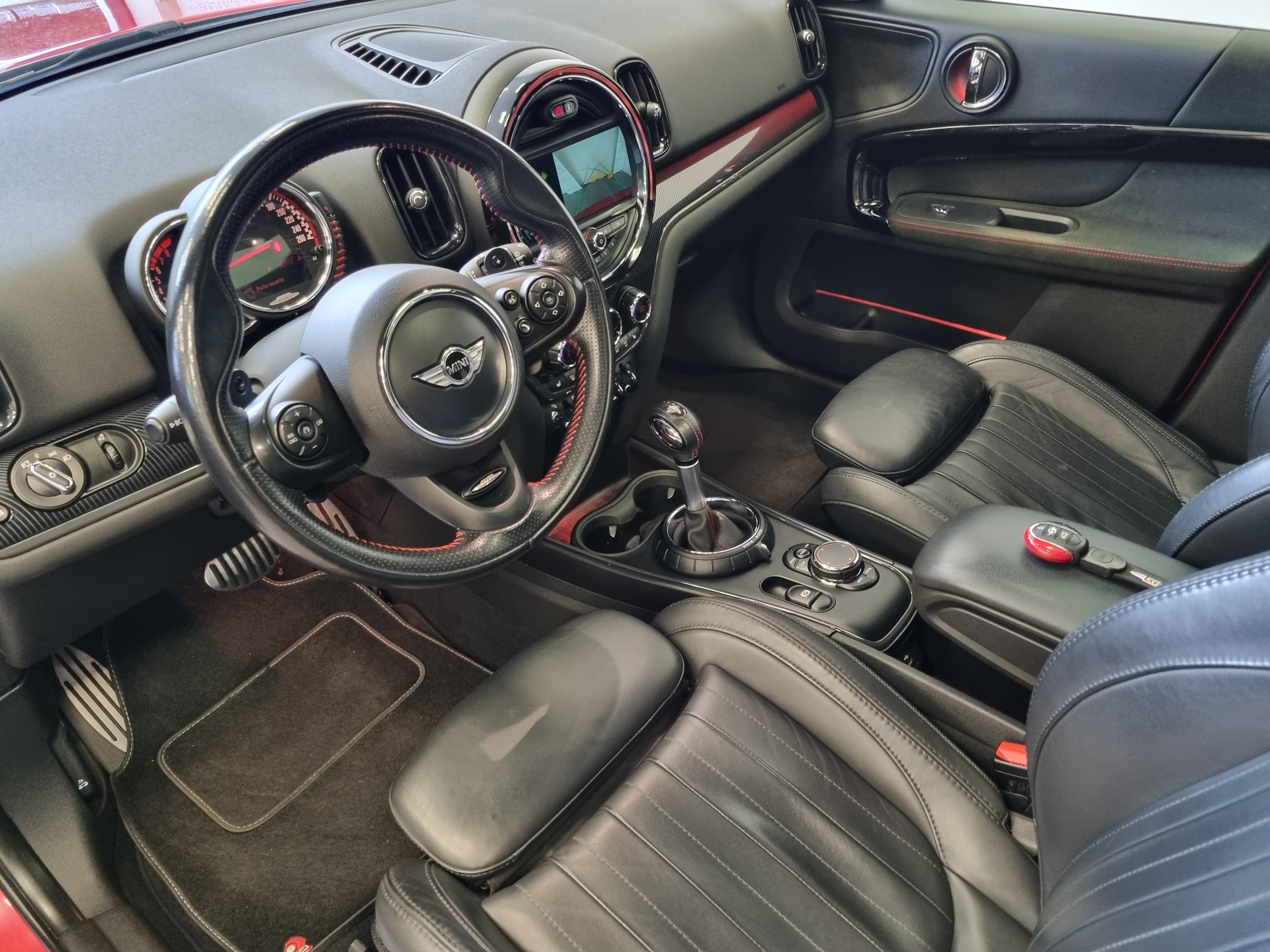 Mini Countryman — 10