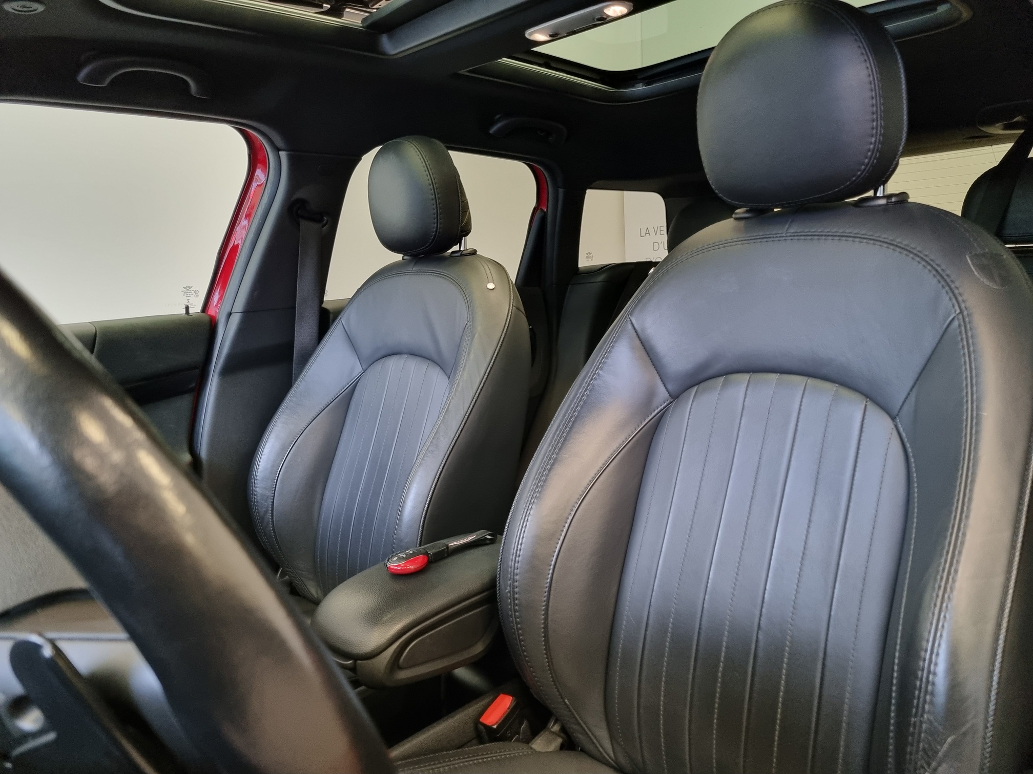 Mini Countryman — 12