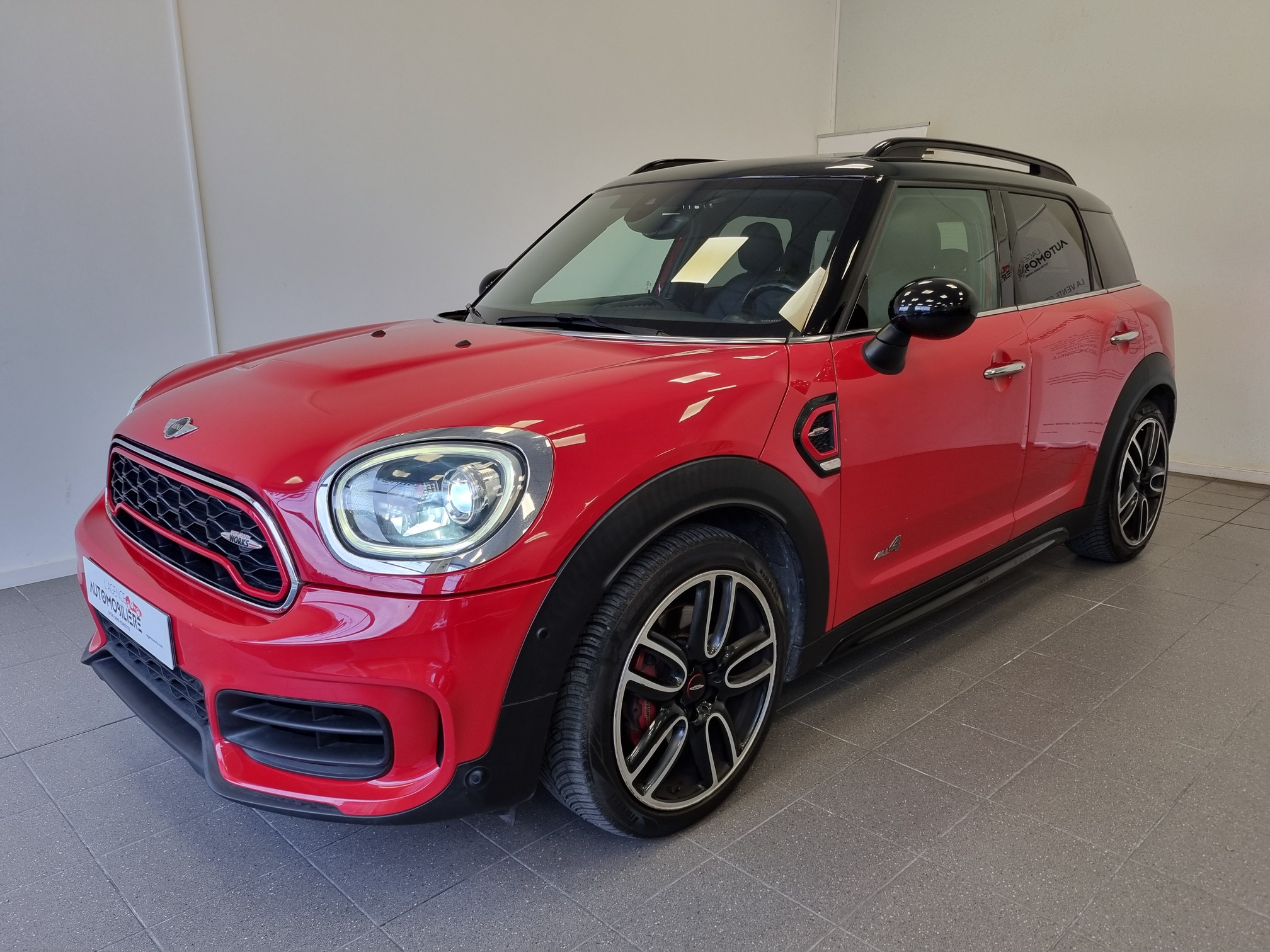 Mini Countryman — 2