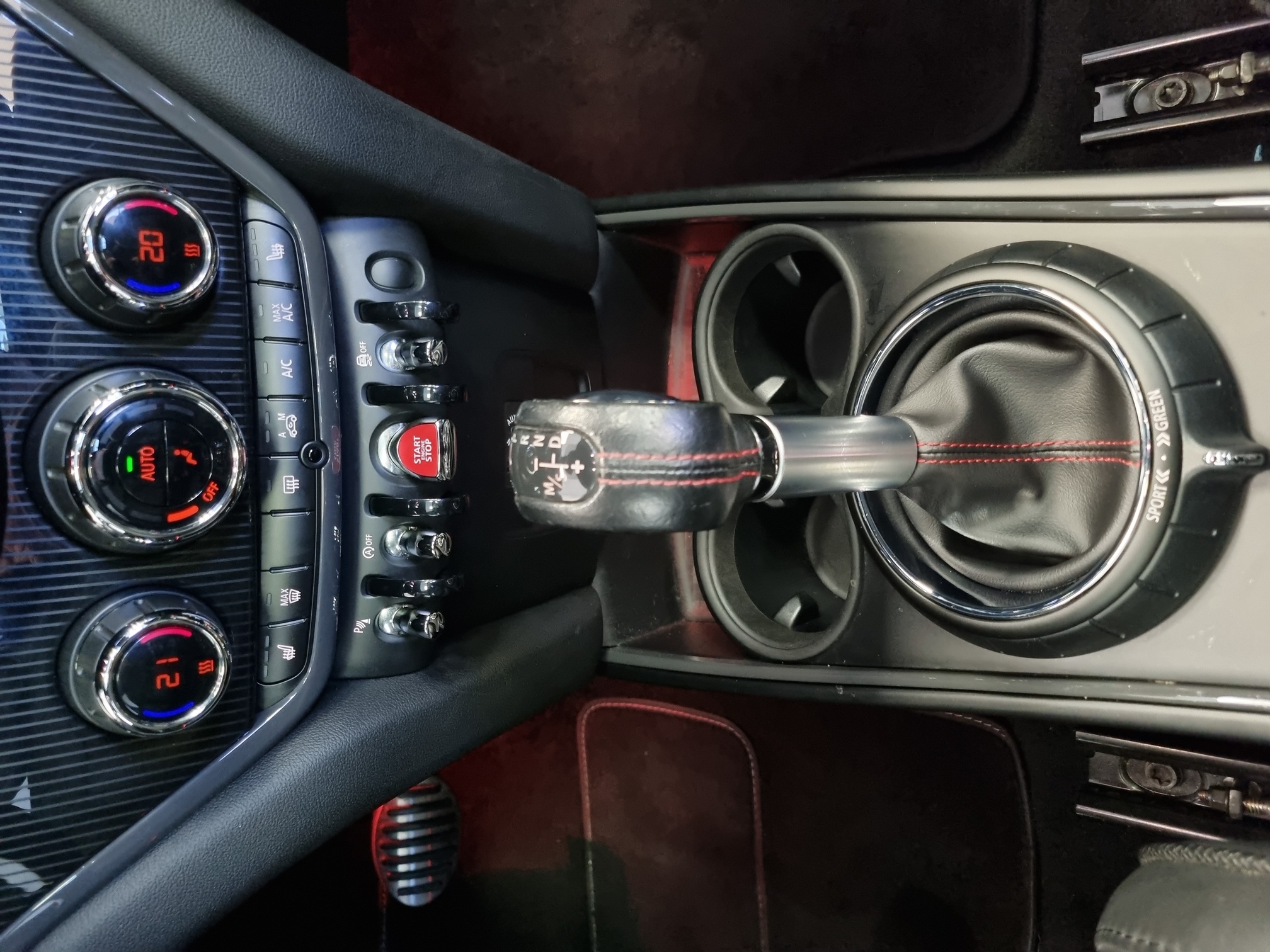 Mini Countryman — 26